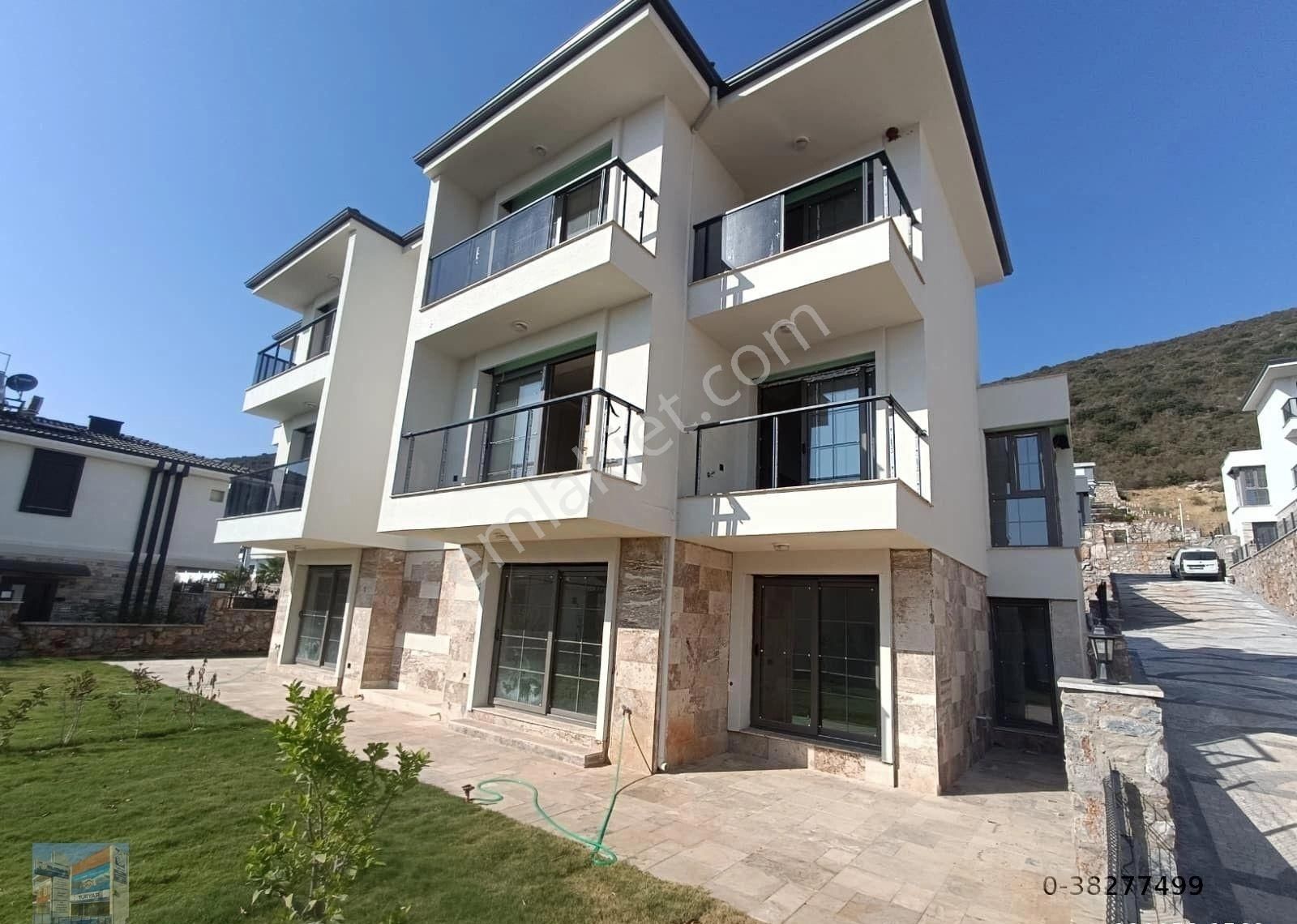 Didim Akbük'te Havuzlu Sitede Sıfır 2+1 Daire