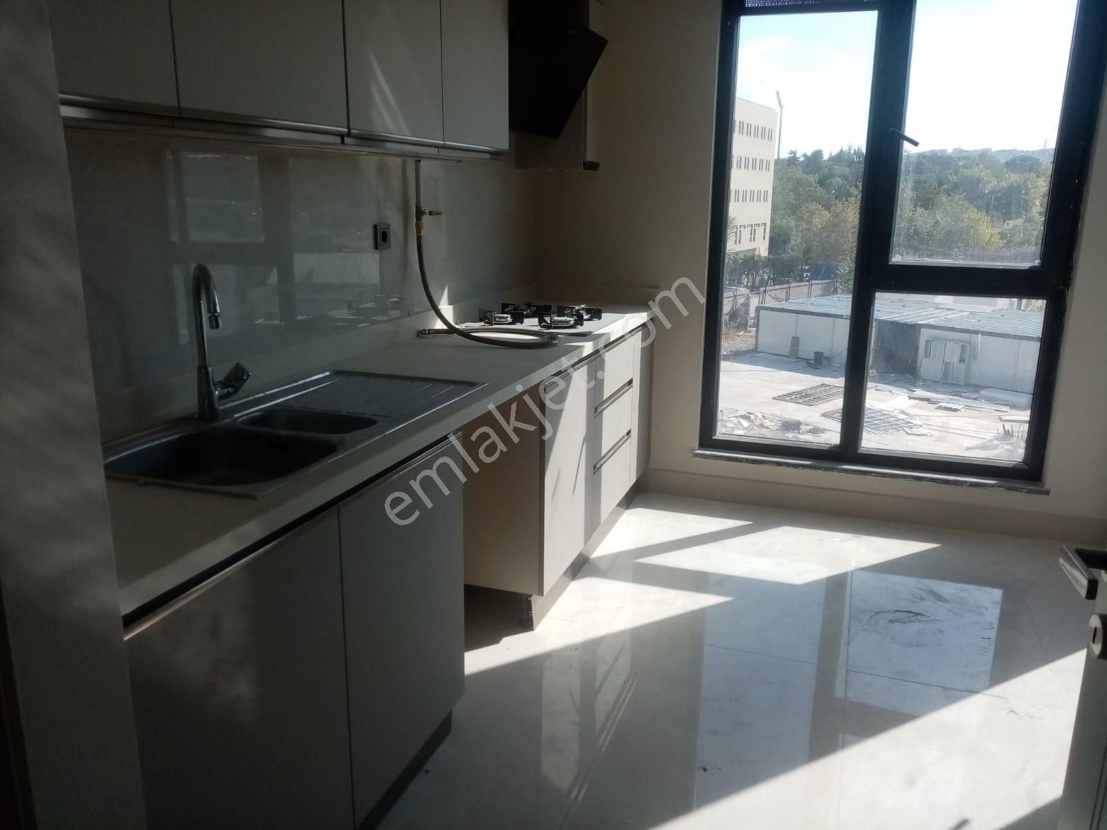 Balıkesir Gümüşçeşme Mah.emlak Konutlarında Demirdağ Emlaktan 2+1 Kiralık Sıfır Daire