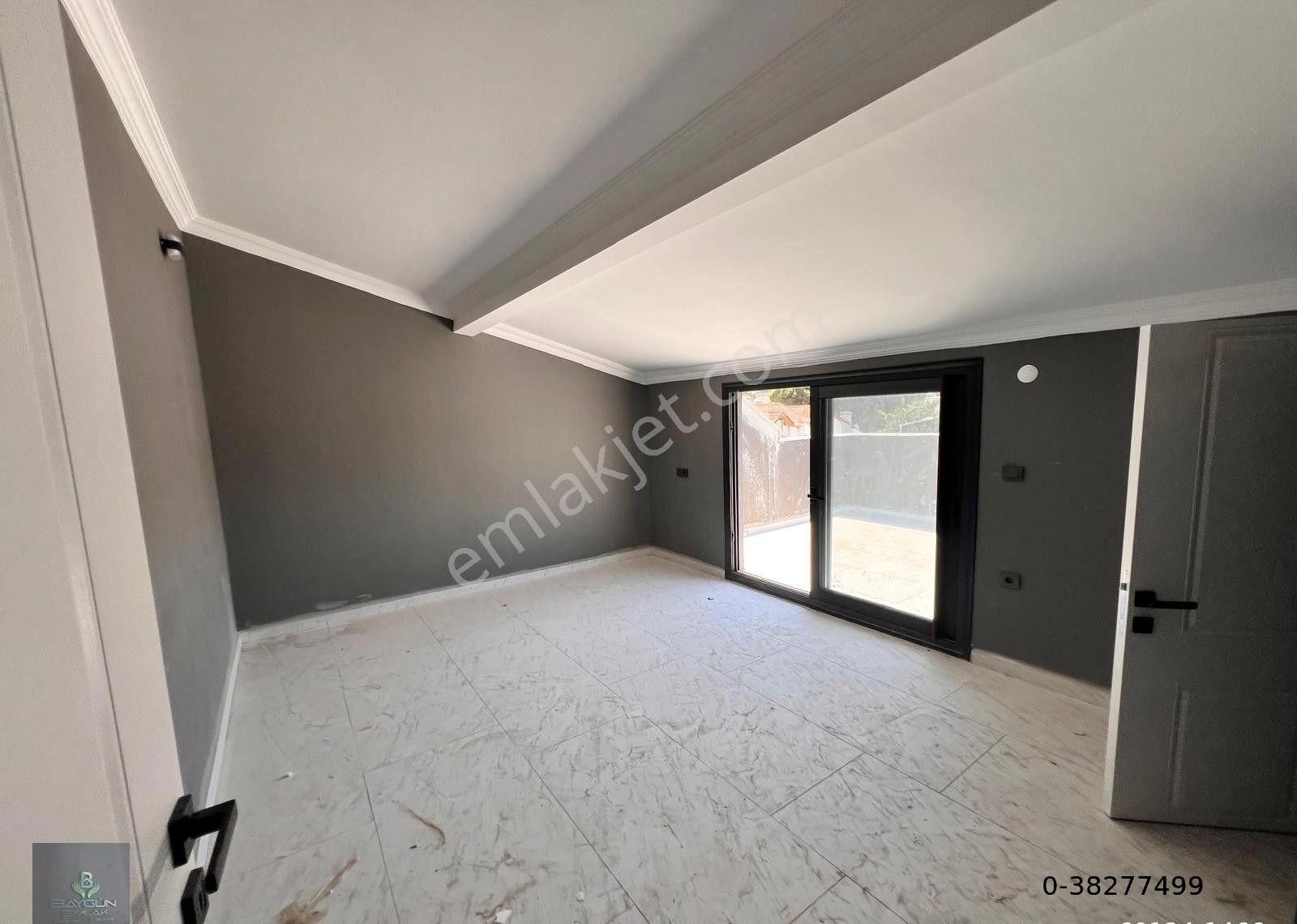 Seferihisar Akarca Satılık Trıbleks 4+1 180m2 Köşe Konumda - Görsel 18