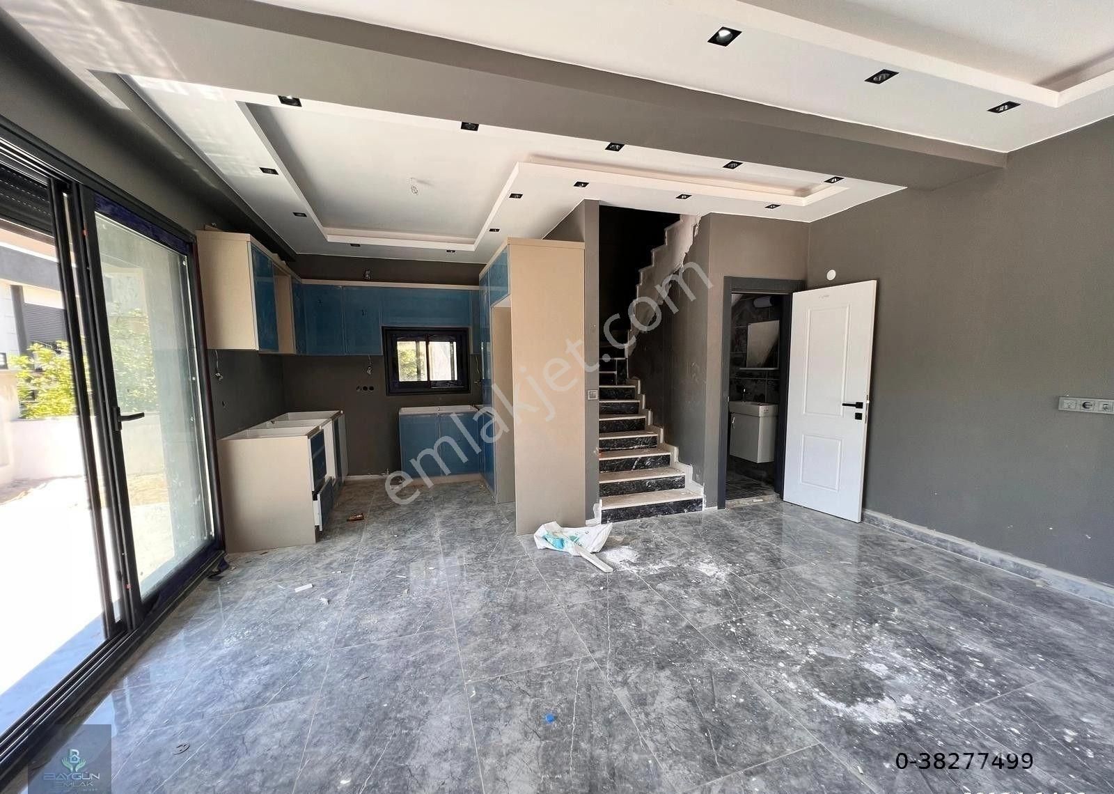 Seferihisar Akarca Satılık Trıbleks 4+1 180m2 Köşe Konumda - Görsel 14