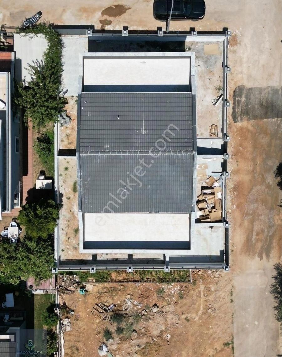 Seferihisar Akarca Satılık Trıbleks 4+1 180m2 Köşe Konumda - Görsel 3
