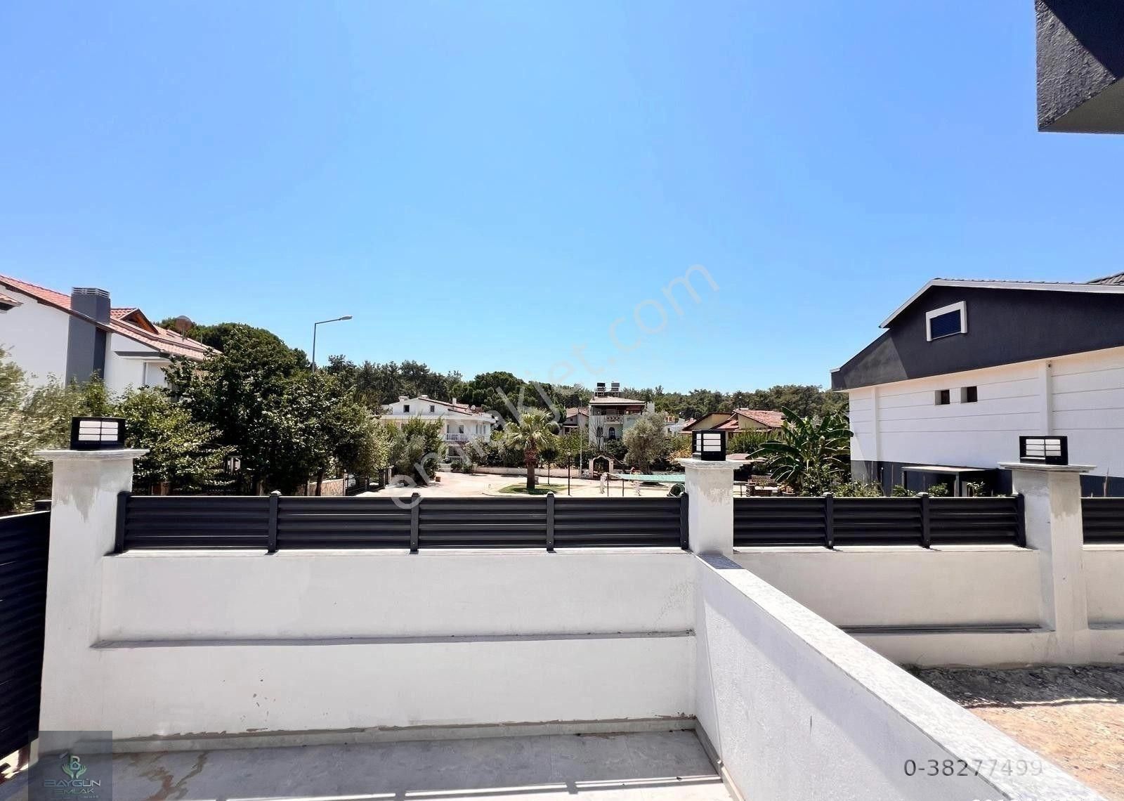 Seferihisar Akarca Satılık Trıbleks 4+1 180m2 Köşe Konumda - Görsel 11