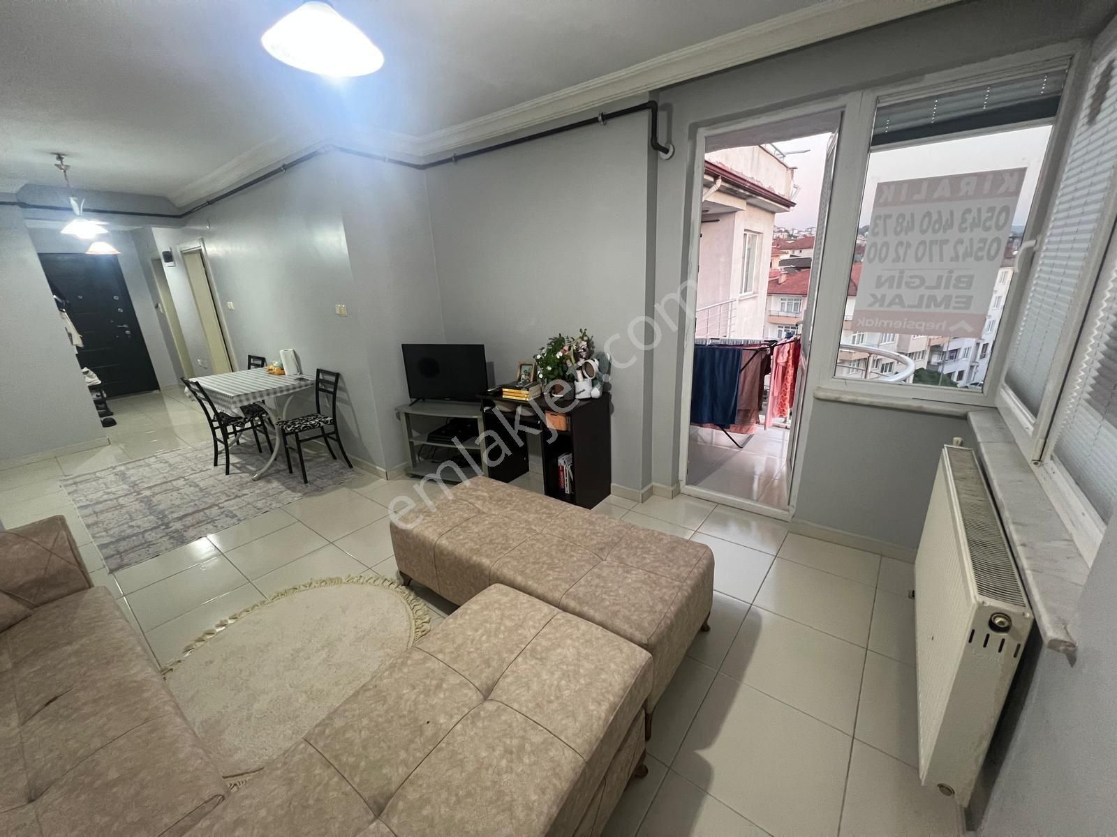 Bilgin Emlaktan Merkezi Konumda Full Eşyalı Balkonlu 1+1 Kiralık Daire