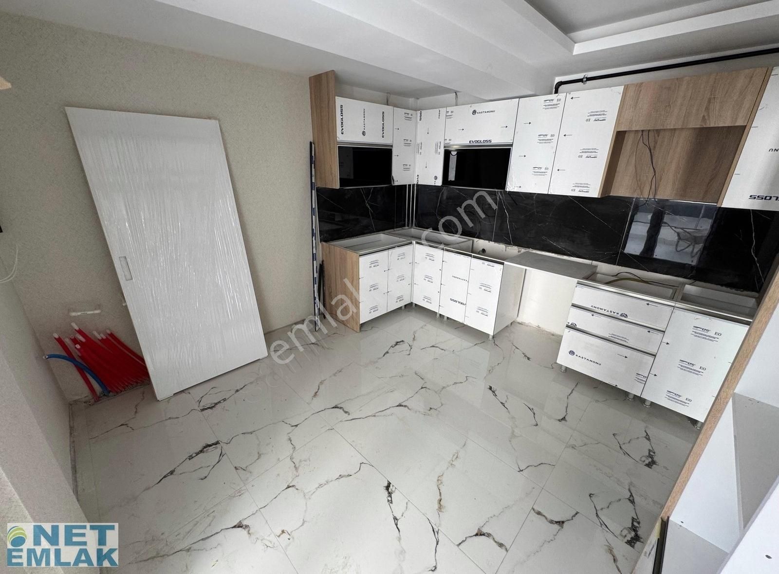Yenikent Net Emlaktan 3+1 Yüksek Giriş Daire
