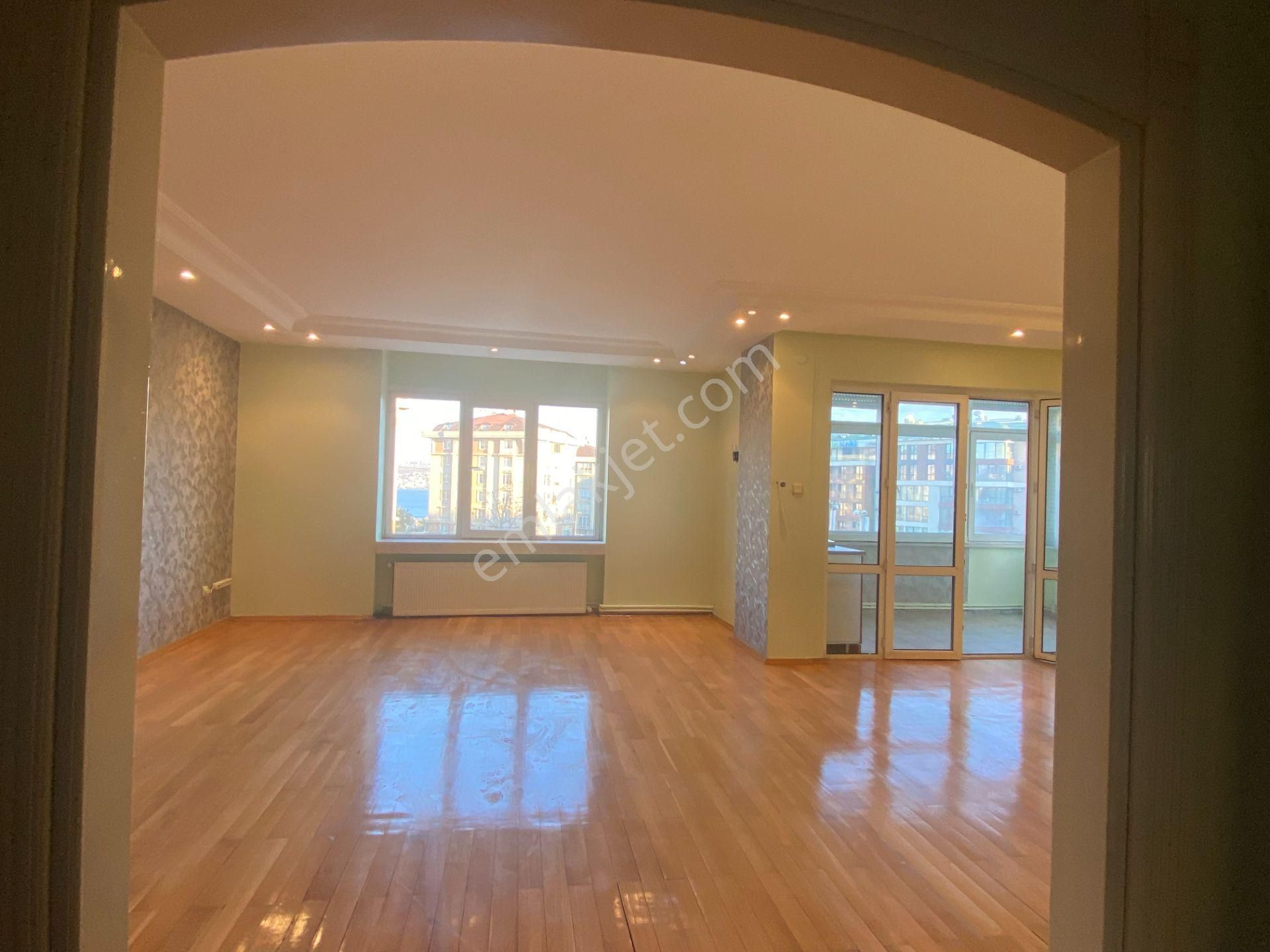Sahibinden Deniz Manzaralı Mimaroba'da Kiralık Daire