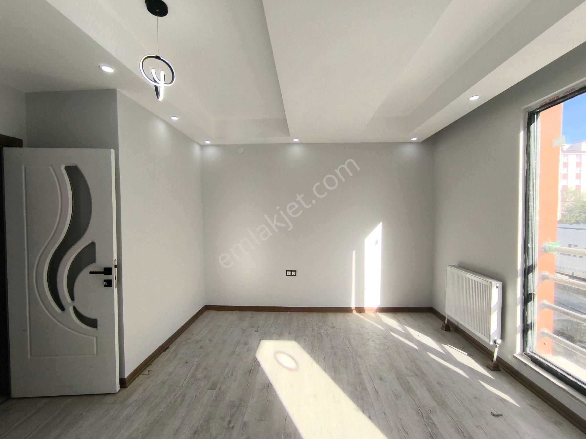 Fa Özbir'den İstasyon'da Acil Satılık İskanlı 2+1 Daire...! - Görsel 2