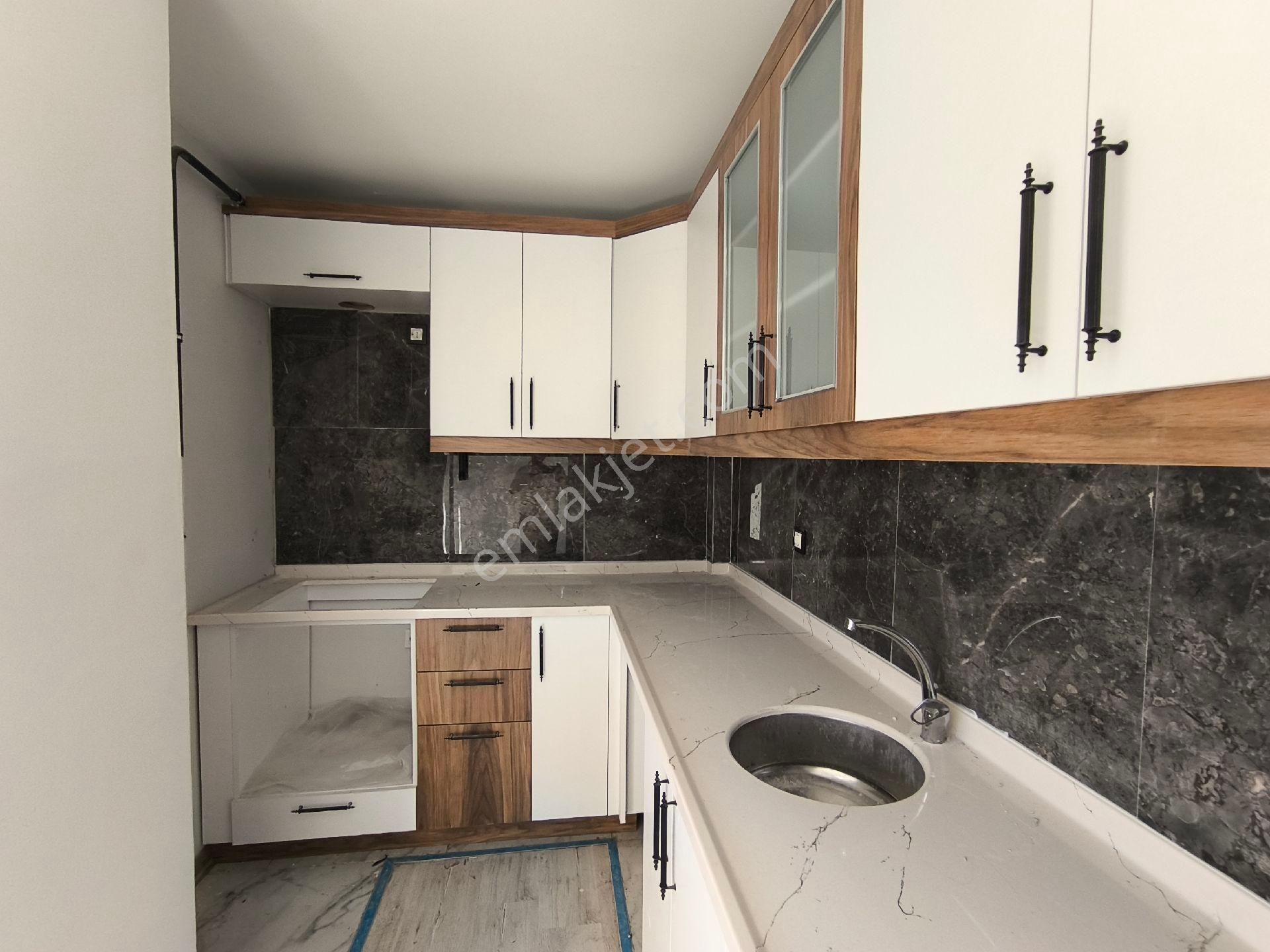 Fa Özbir'den İstasyon'da Acil Satılık İskanlı 2+1 Daire...! - Görsel 5