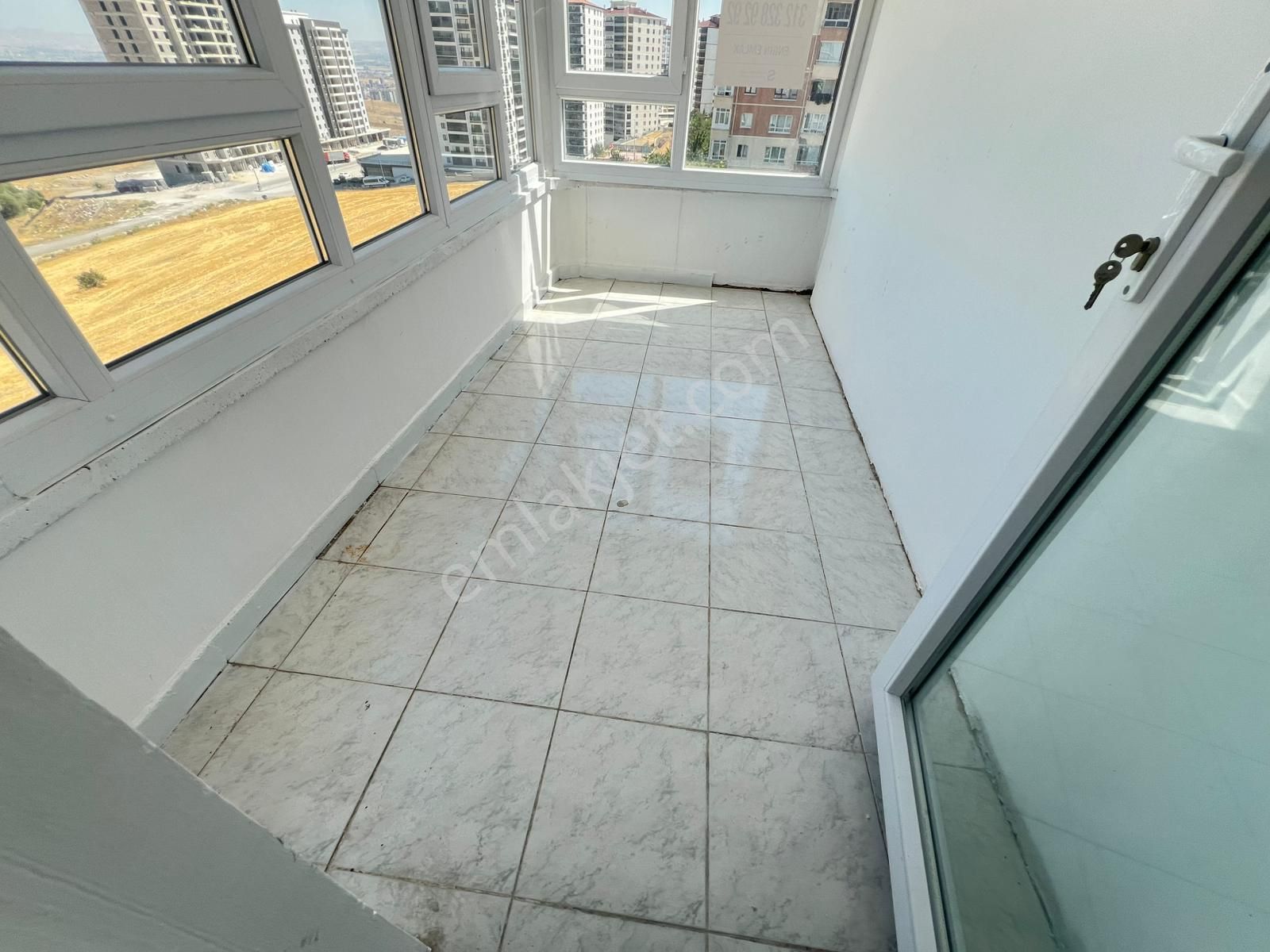 Engin Emlak'tan 5.kat 3+1 Çift Asansörlü Yapılı Daire - Görsel 24