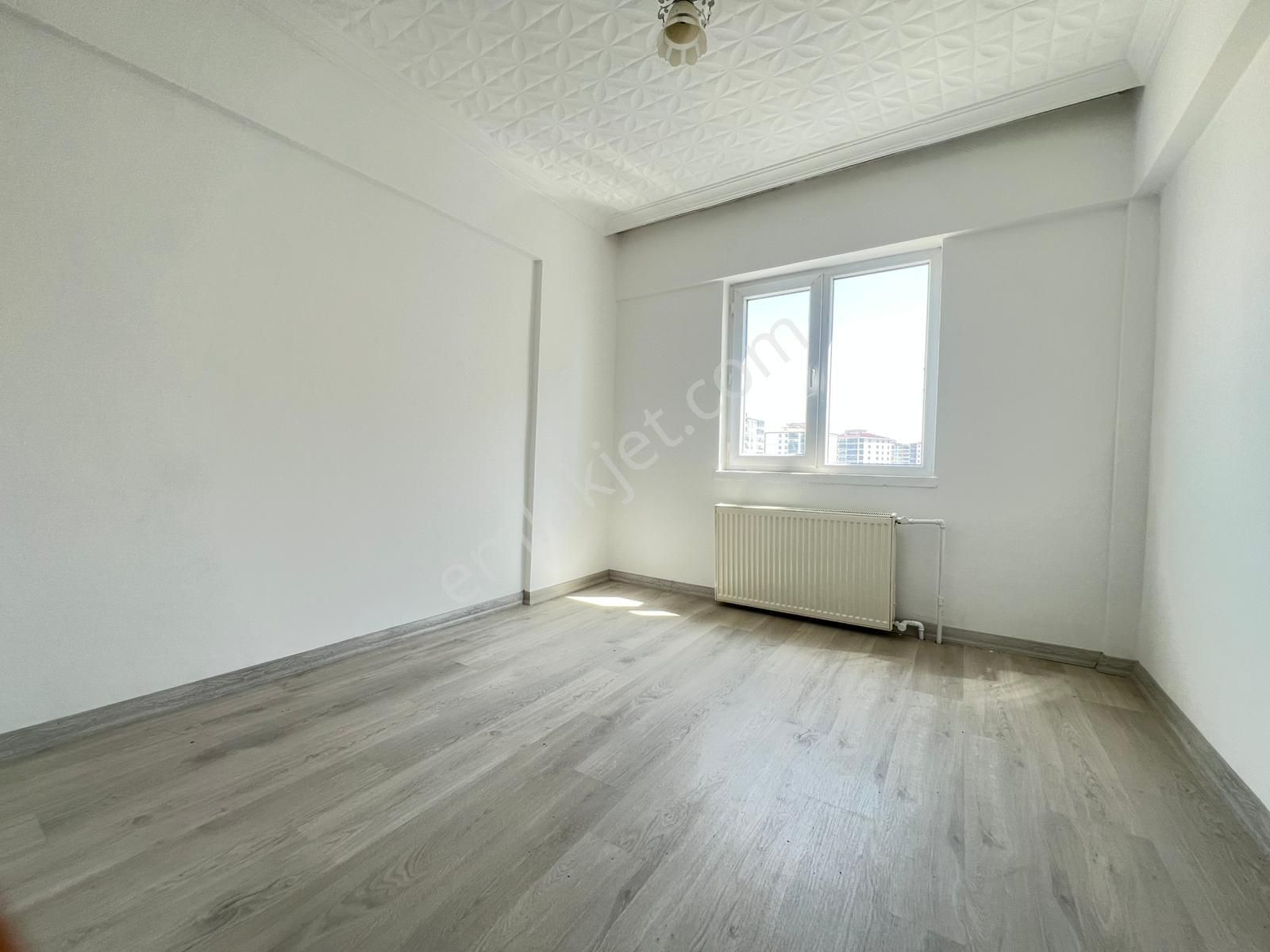 Engin Emlak'tan 5.kat 3+1 Çift Asansörlü Yapılı Daire - Görsel 10