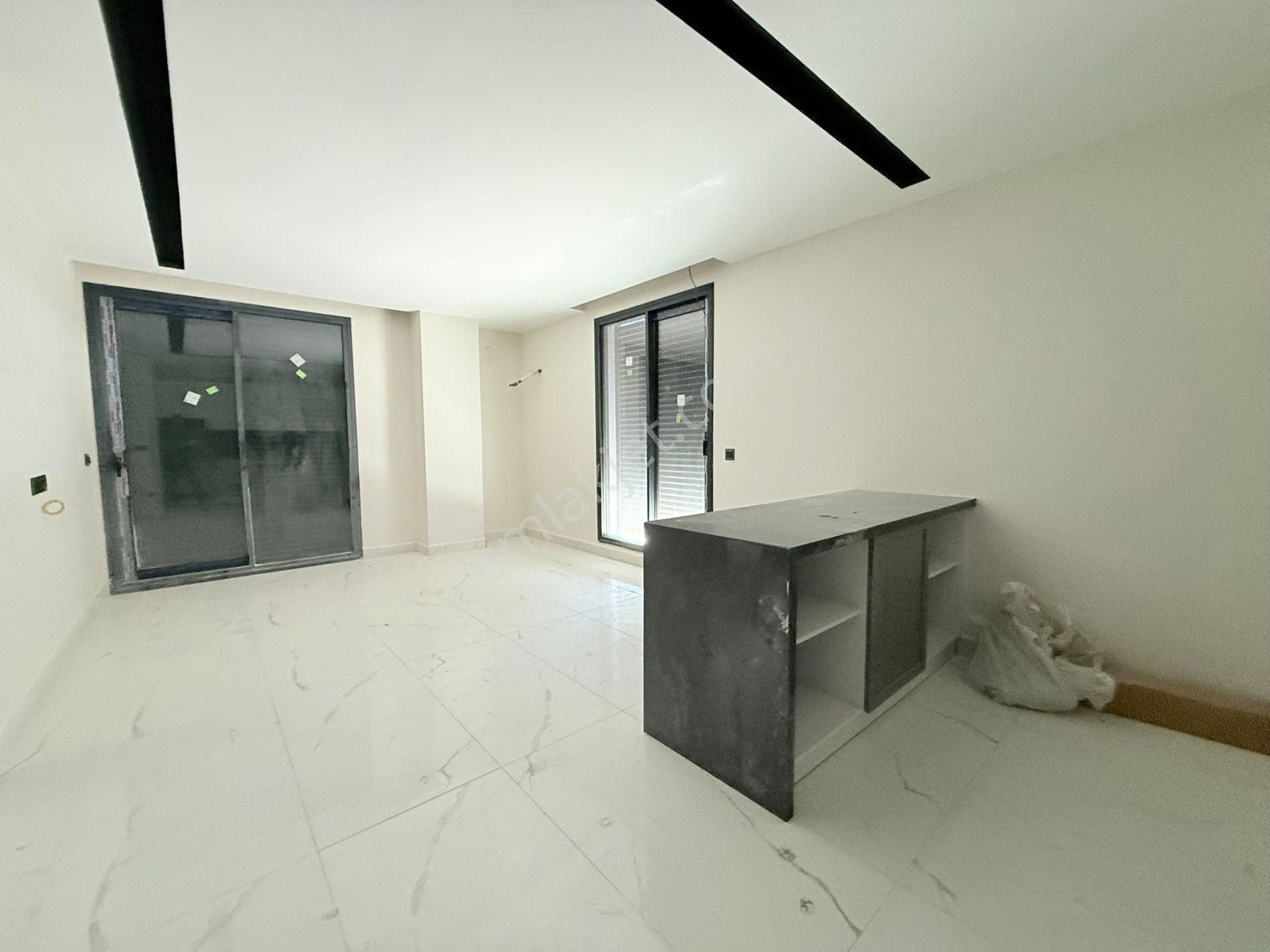 Güvenlık-acık/kapalı Havuz-otopark-hamam-sauna-cafe-yerden Isıtma-lüx-özel Bahçeli-akıllı Ev - Görsel 27