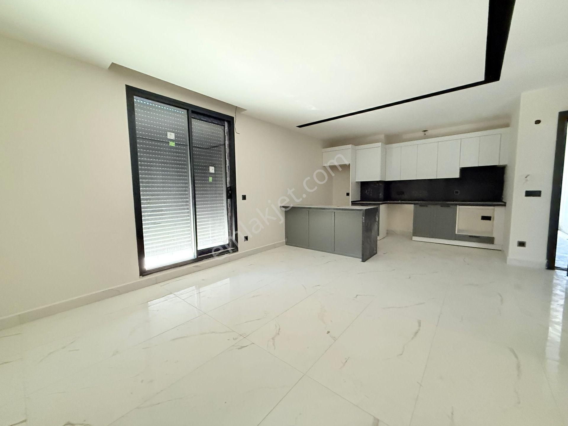 Güvenlık-acık/kapalı Havuz-otopark-hamam-sauna-cafe-yerden Isıtma-lüx-özel Bahçeli-akıllı Ev - Görsel 20