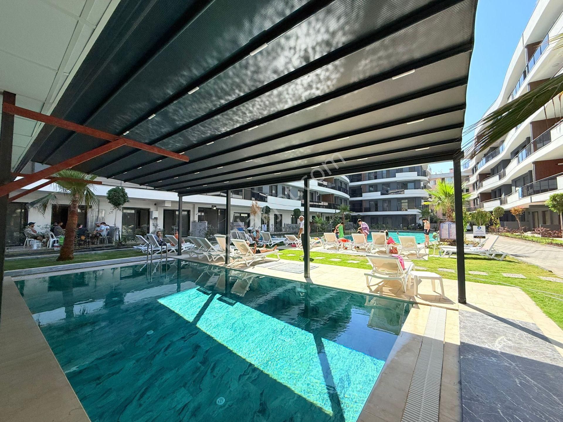 Güvenlık-acık/kapalı Havuz-otopark-hamam-sauna-cafe-yerden Isıtma-lüx-özel Bahçeli-akıllı Ev - Görsel 11