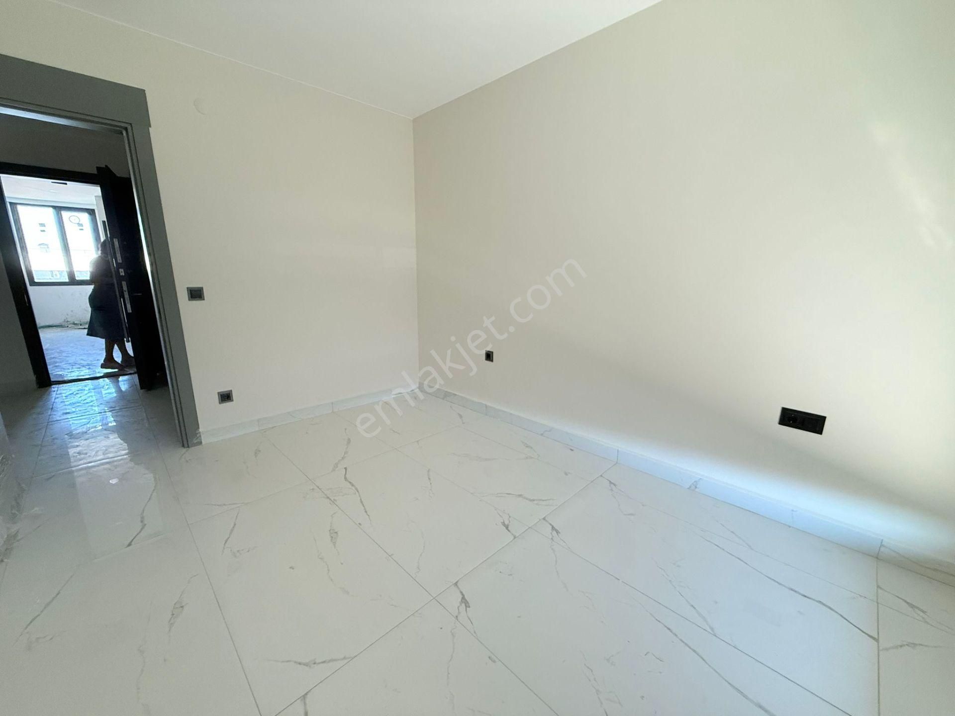 Güvenlık-acık/kapalı Havuz-otopark-hamam-sauna-cafe-yerden Isıtma-lüx-özel Bahçeli-akıllı Ev - Görsel 33