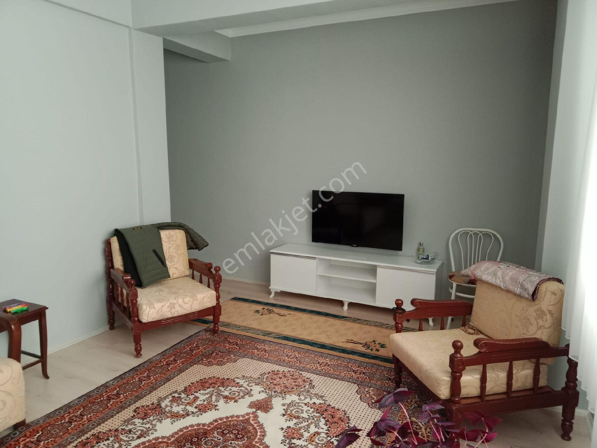 Fatih Mahallesi'nde Satılık 2+1 Balkonlu Güney Cephe Daire - Görsel 3