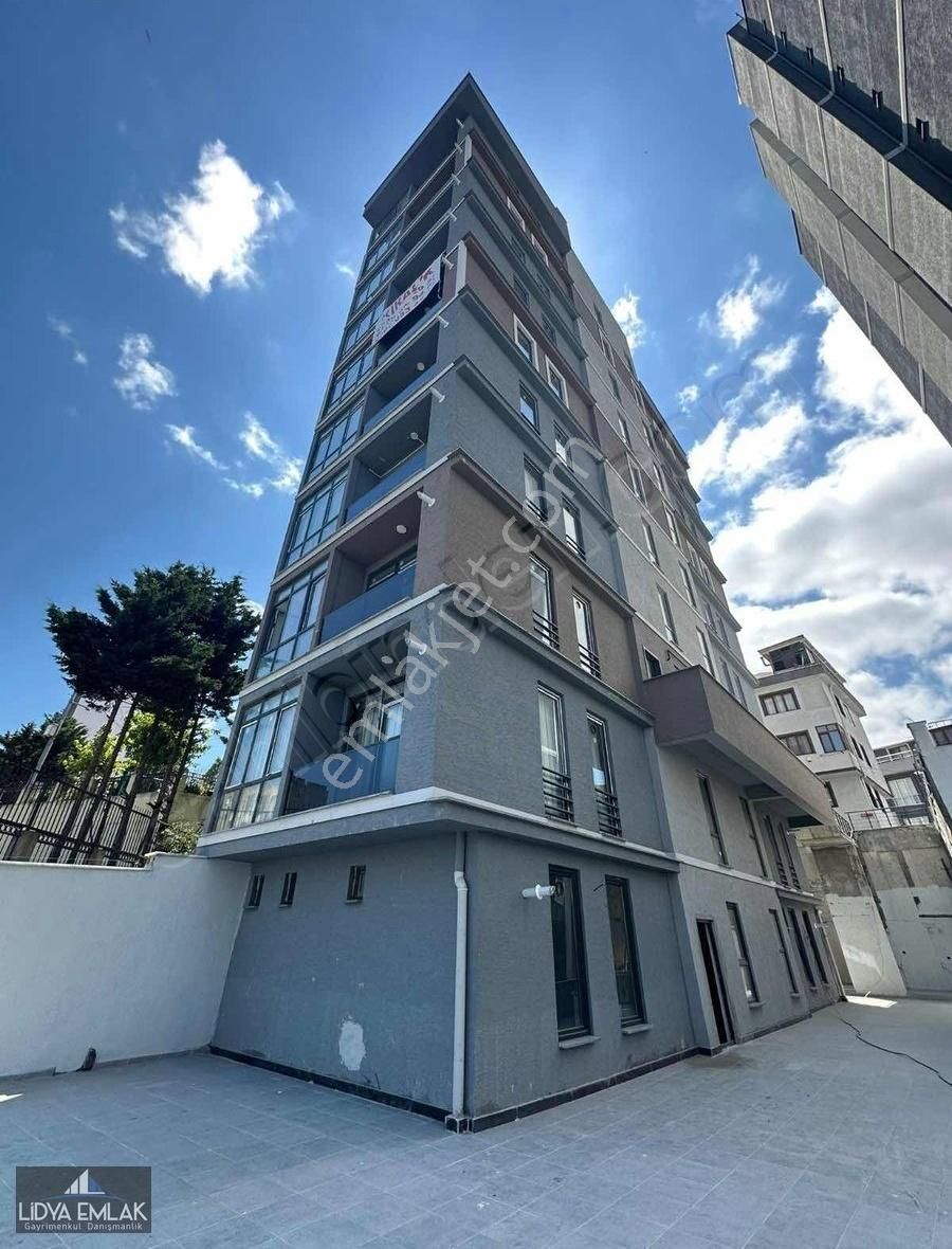 Kağıthane Başak Konutlarında Eşyalı Kiralık