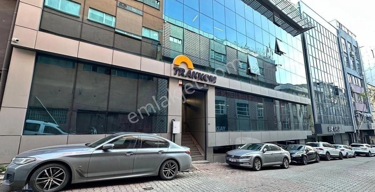 Seyratepe Büyükdere Caddesine Paralel Kiralık Plaza