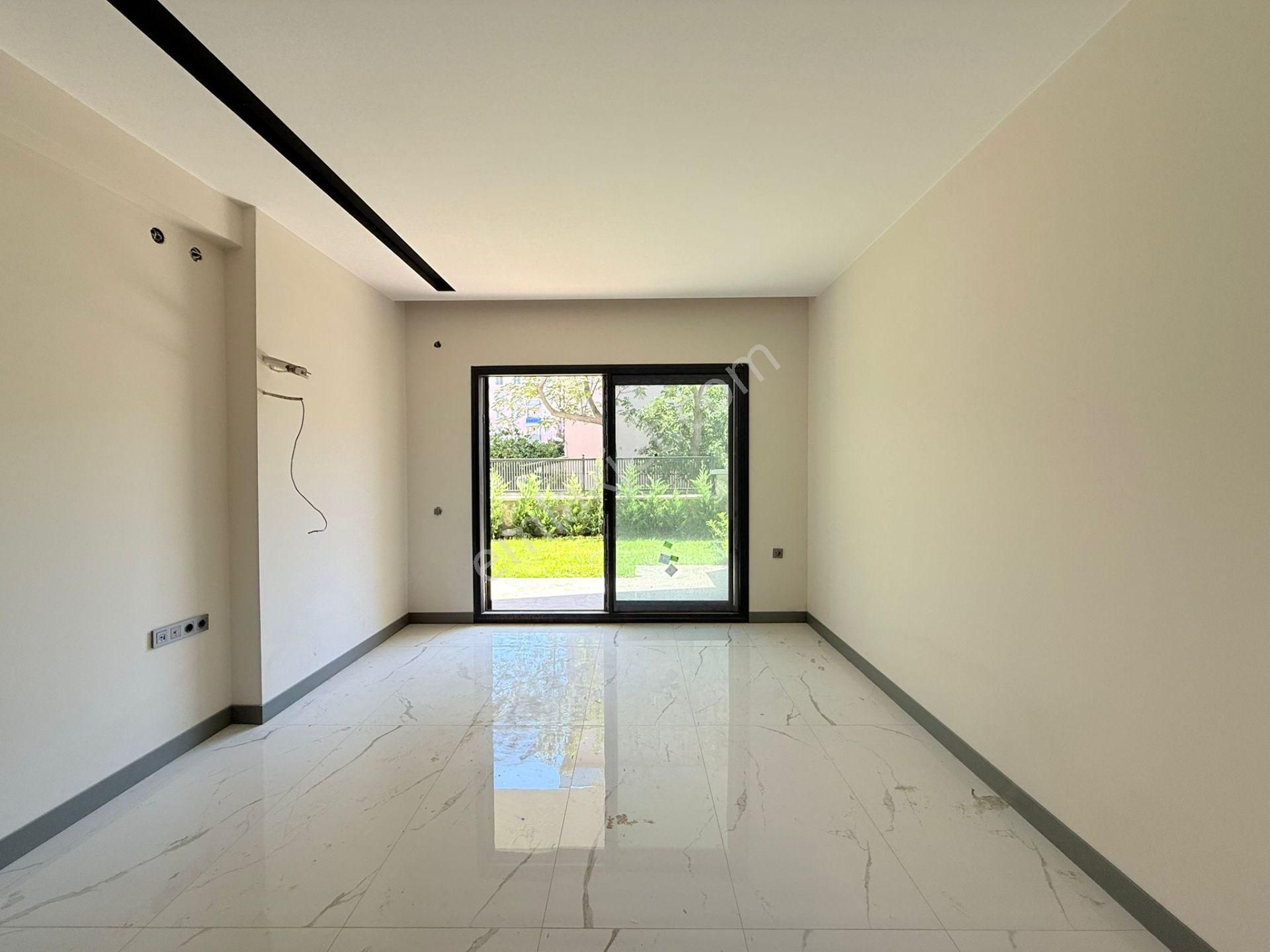 Güvenlık-acık/kapalı Havuz-otopark-hamam-sauna-cafe-yerden Isıtma-lüx-özel Bahçeli-akıllı Ev - Görsel 23