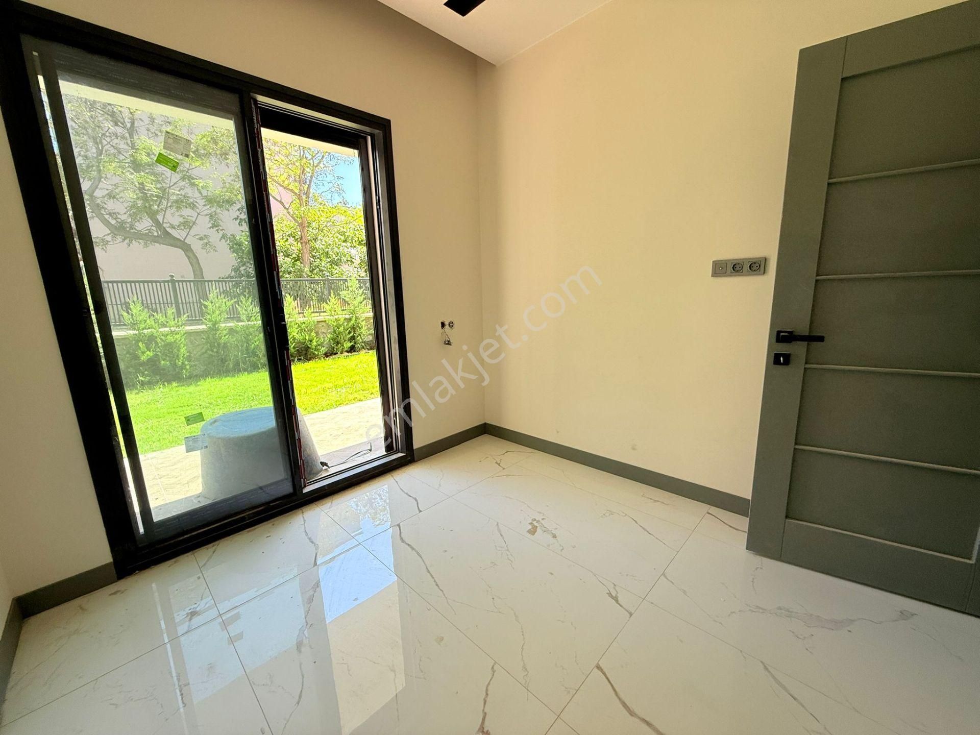 Güvenlık-acık/kapalı Havuz-otopark-hamam-sauna-cafe-yerden Isıtma-lüx-özel Bahçeli-akıllı Ev - Görsel 34