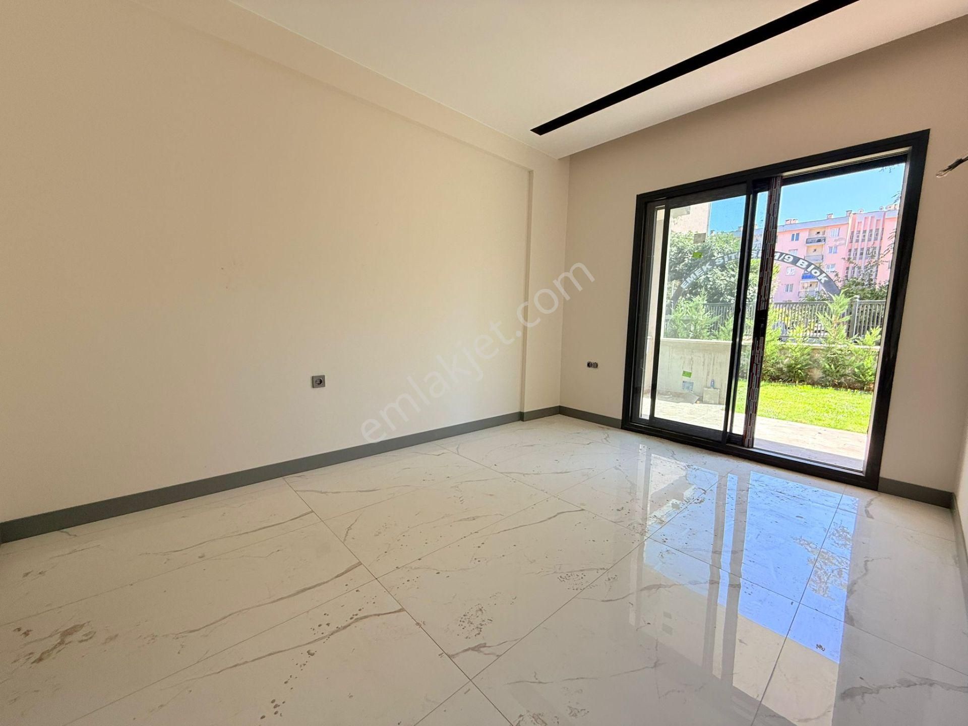 Güvenlık-acık/kapalı Havuz-otopark-hamam-sauna-cafe-yerden Isıtma-lüx-özel Bahçeli-akıllı Ev - Görsel 29