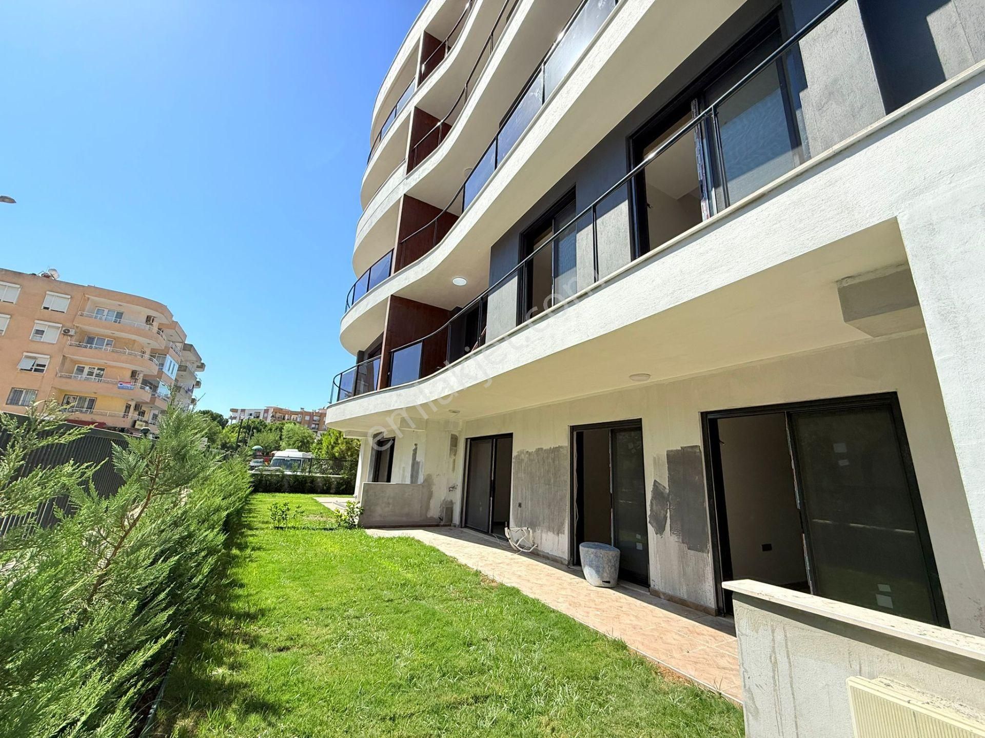 Güvenlık-acık/kapalı Havuz-otopark-hamam-sauna-cafe-yerden Isıtma-lüx-özel Bahçeli-akıllı Ev - Görsel 6