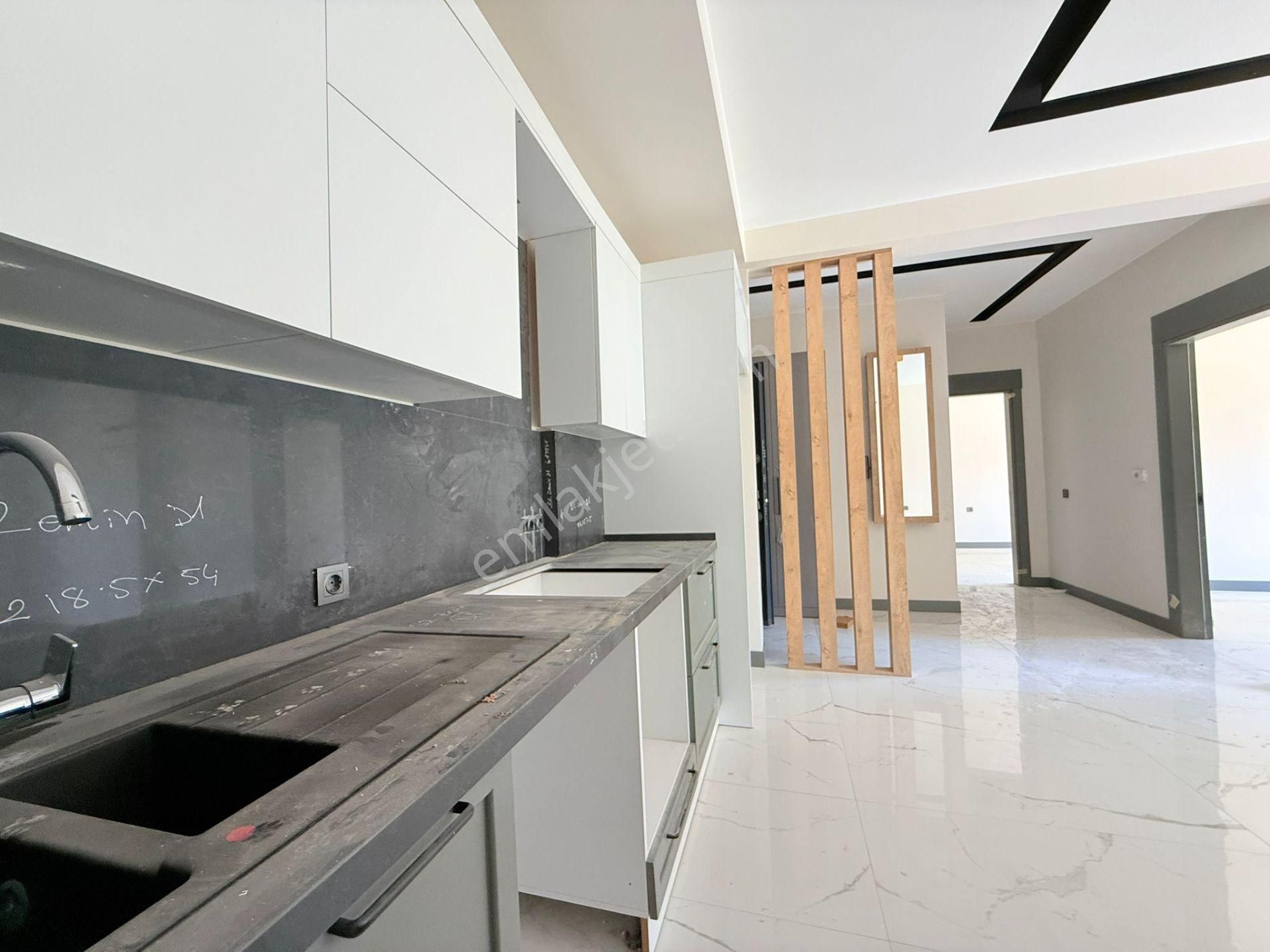 Güvenlık-acık/kapalı Havuz-otopark-hamam-sauna-cafe-yerden Isıtma-lüx-özel Bahçeli-akıllı Ev - Görsel 20