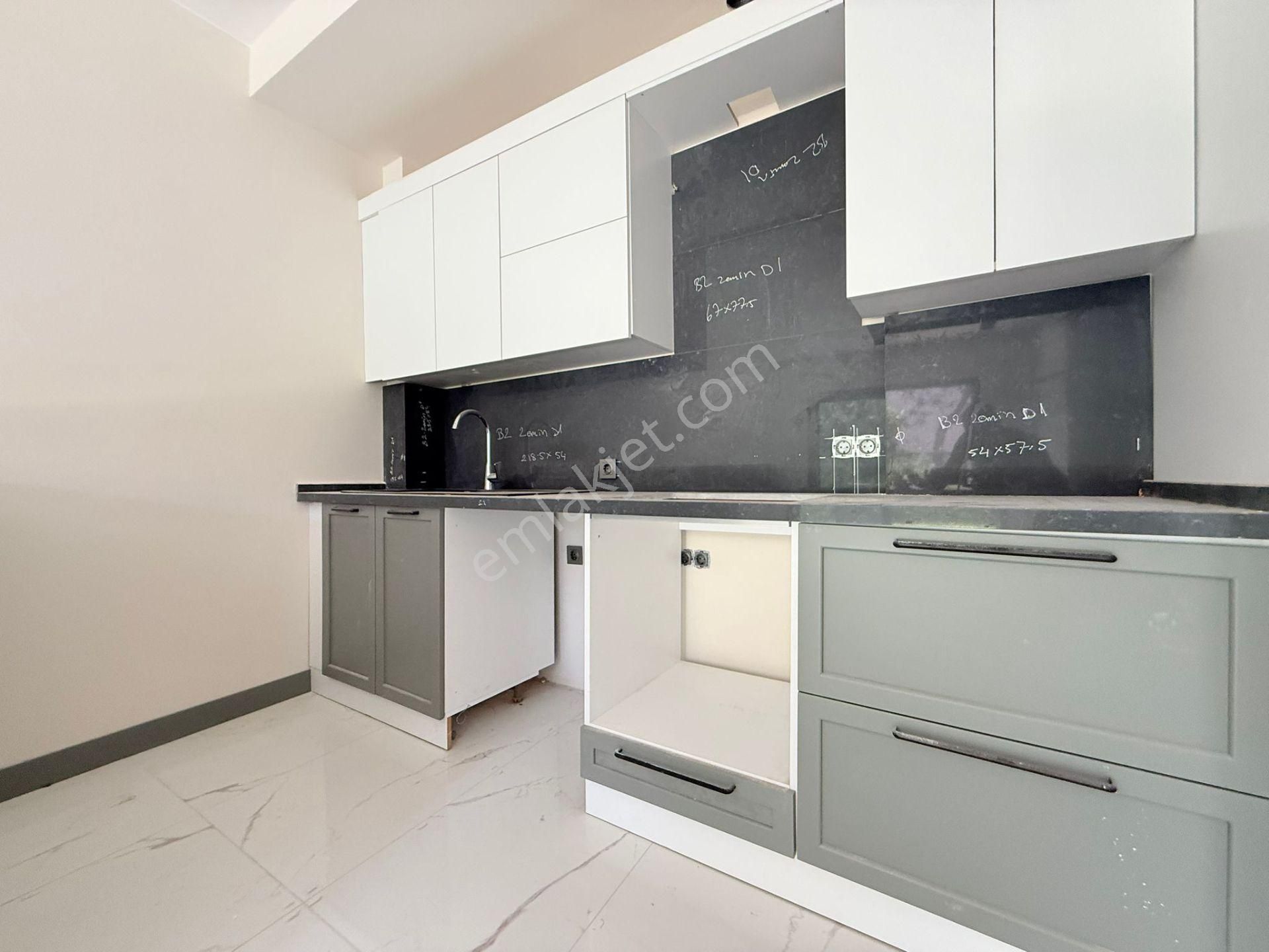 Güvenlık-acık/kapalı Havuz-otopark-hamam-sauna-cafe-yerden Isıtma-lüx-özel Bahçeli-akıllı Ev - Görsel 18