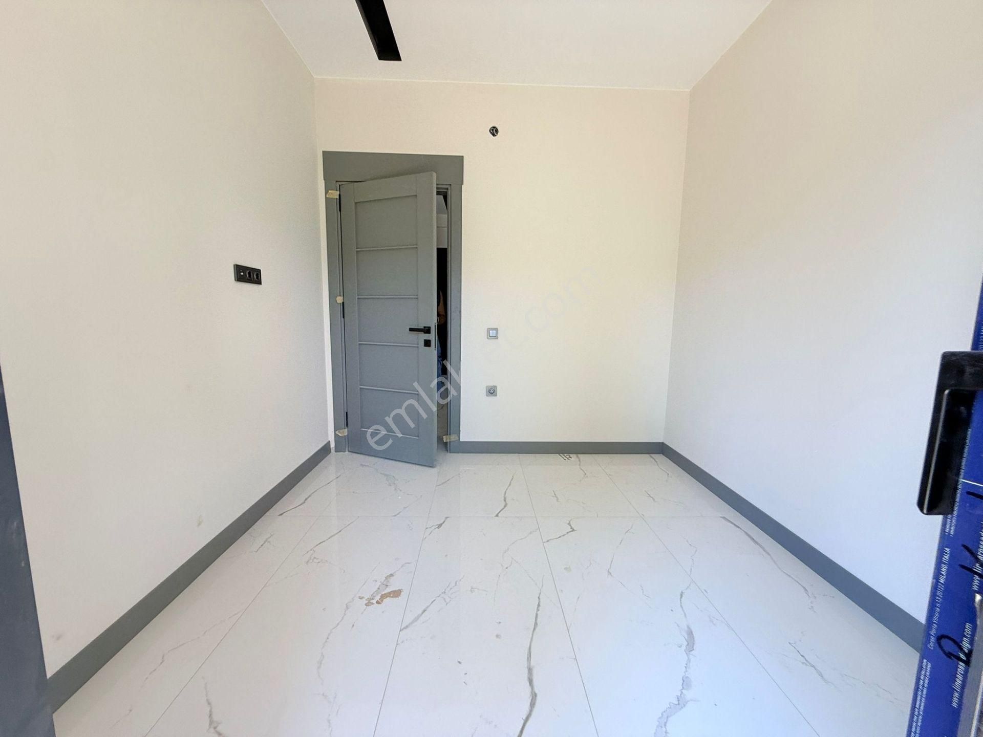 Güvenlık-acık/kapalı Havuz-otopark-hamam-sauna-cafe-yerden Isıtma-lüx-özel Bahçeli-akıllı Ev - Görsel 35