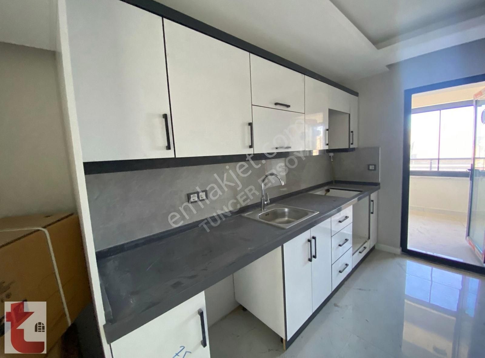Bandırma Yenimahalle'de Kiralık Ayrı Mutfaklı 1+1 Daire
