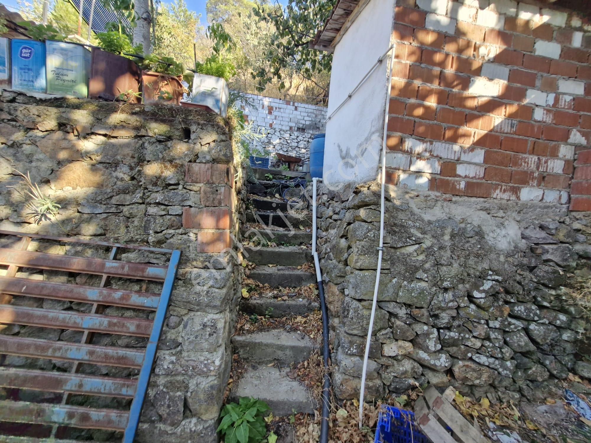 Ön Emlak'tan Sübeyliderede 494 M2 Arsa İçerisinde Müstakil 2+1 Bakımlı Köy Evi! - Görsel 18