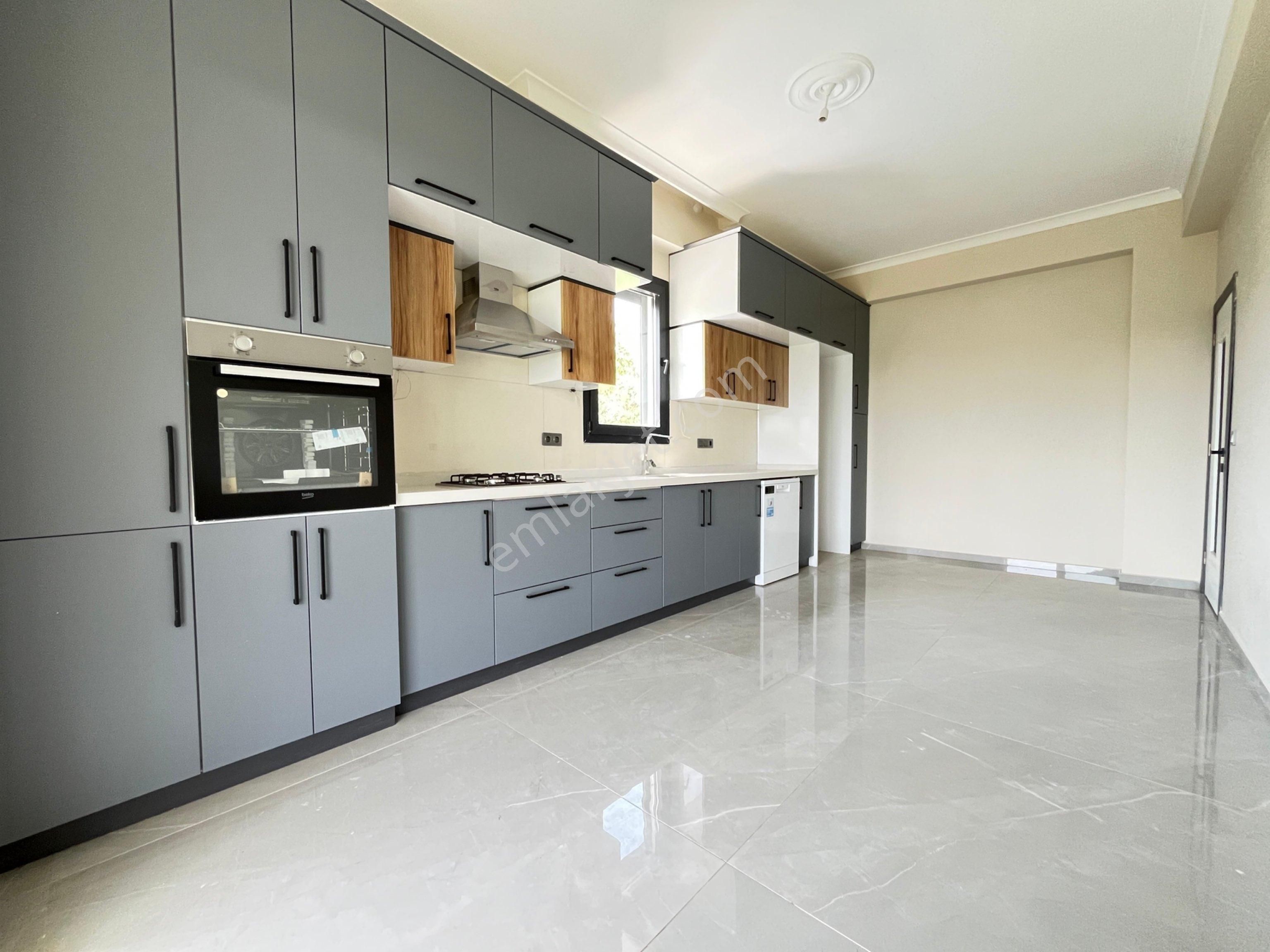 Arya'dan Avcılar'da Tam Müstakil Özel Havuzlu Satılık 4+1 Villa - Görsel 11