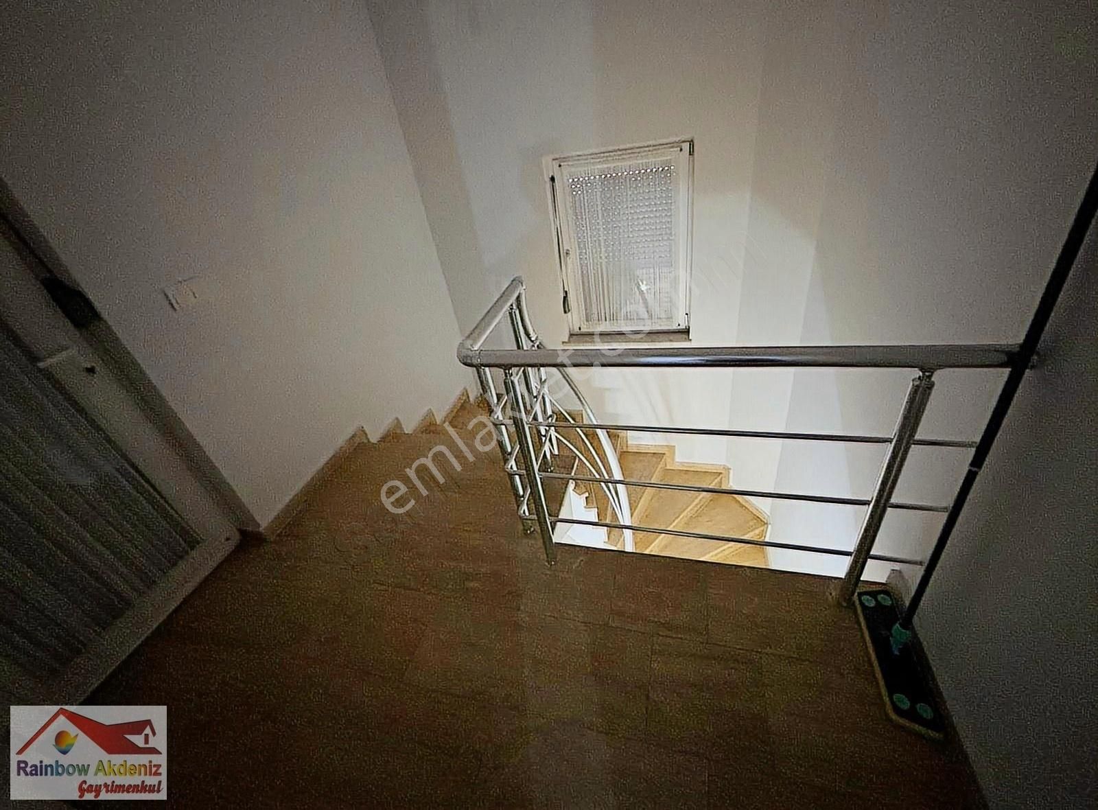 Serik, Kadriye'de Sahile 2 Km. Satılık 5+1 Triplex Villa!!!! - Görsel 13