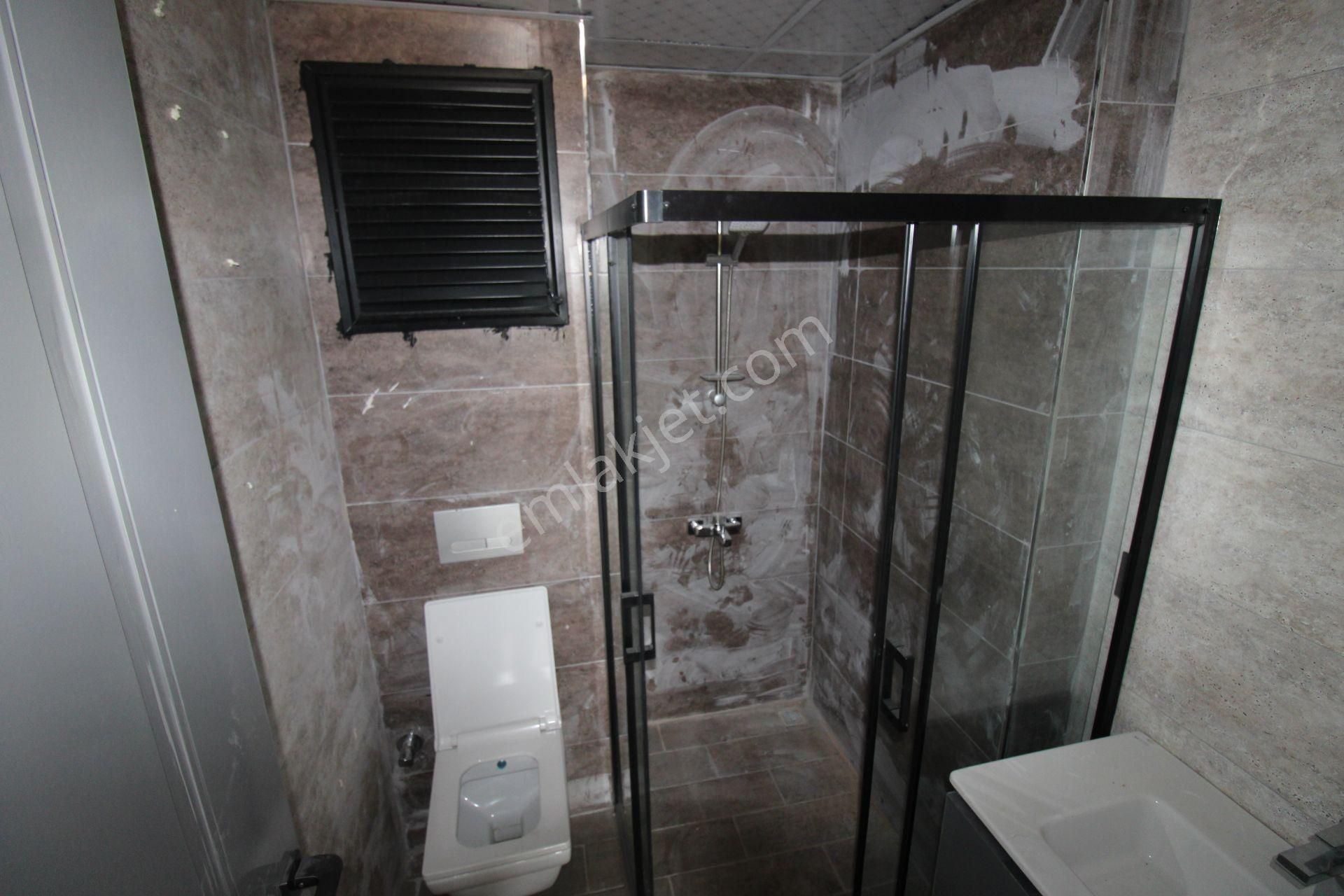 Mezitli Yaşar Doğu Daddesi Üzerinde Site İçerisinde Satılık 2+1 Daire - Görsel 17