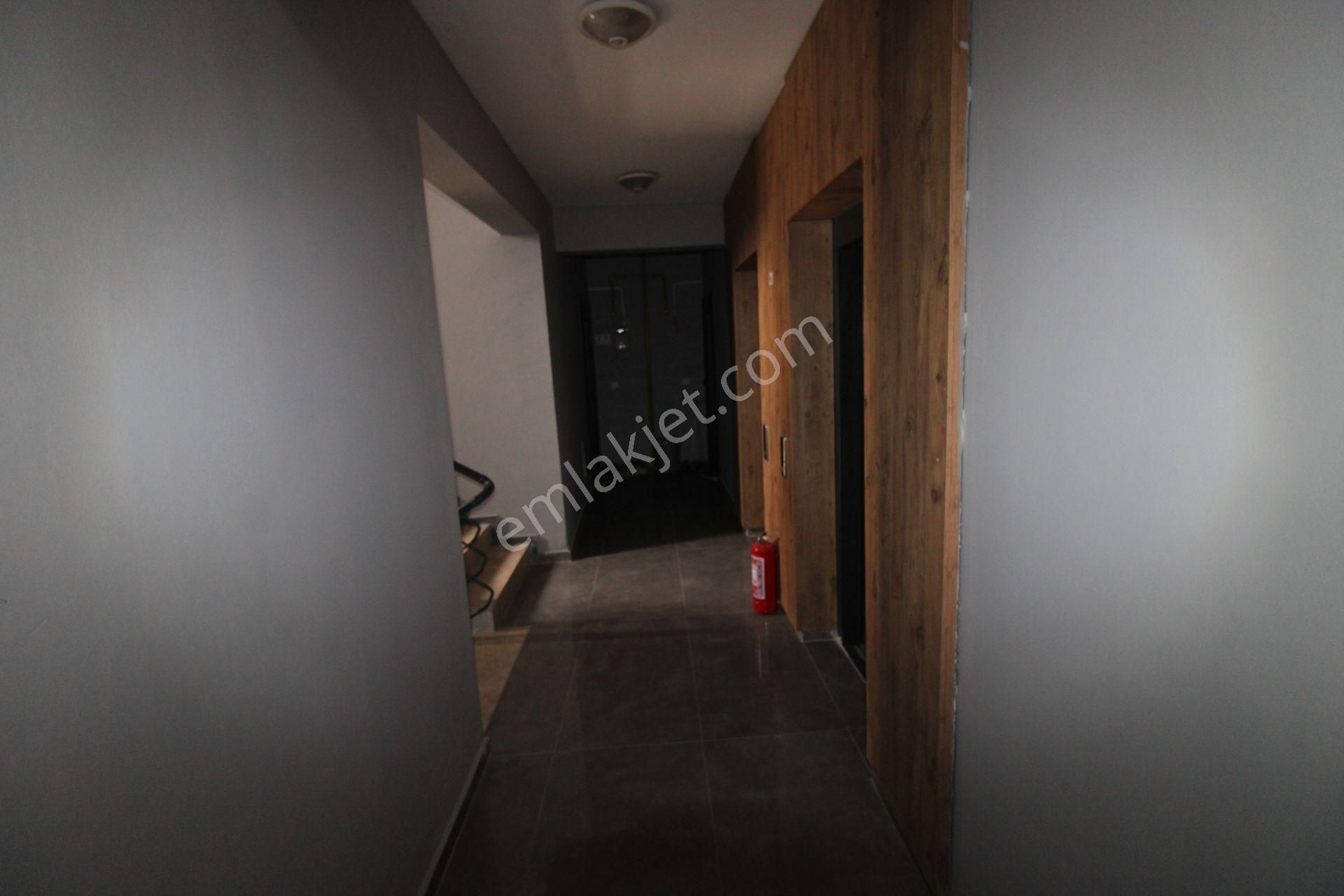 Mezitli Yaşar Doğu Daddesi Üzerinde Site İçerisinde Satılık 2+1 Daire - Görsel 20