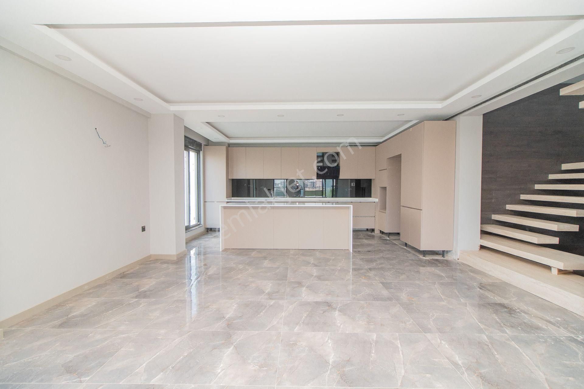 Çankaya Mahallesi Massa Life Sitesi 250 M2 Satılık 4+1 - Görsel 8