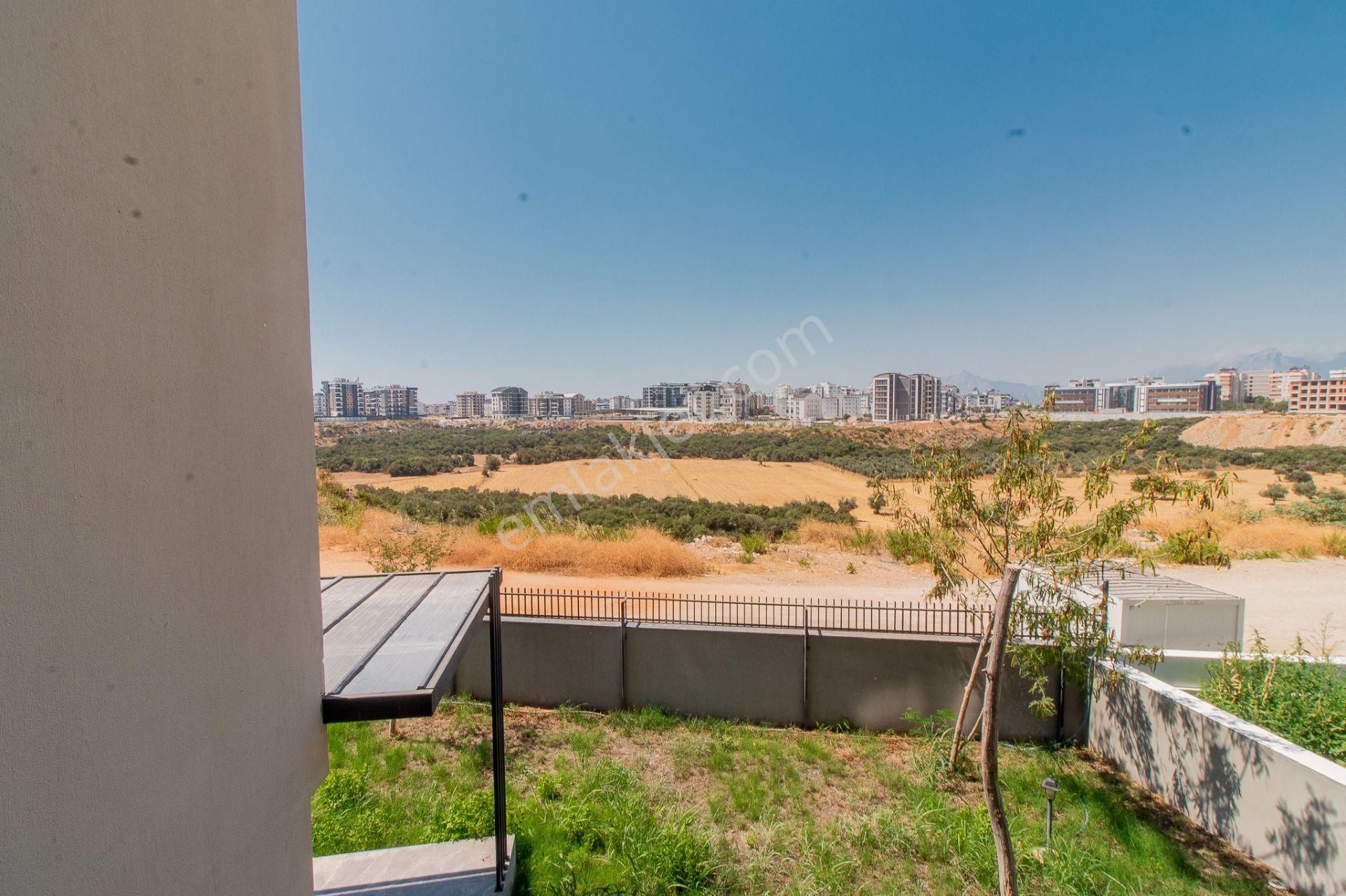 Çankaya Mahallesi Massa Life Sitesi 250 M2 Satılık 4+1 - Görsel 33