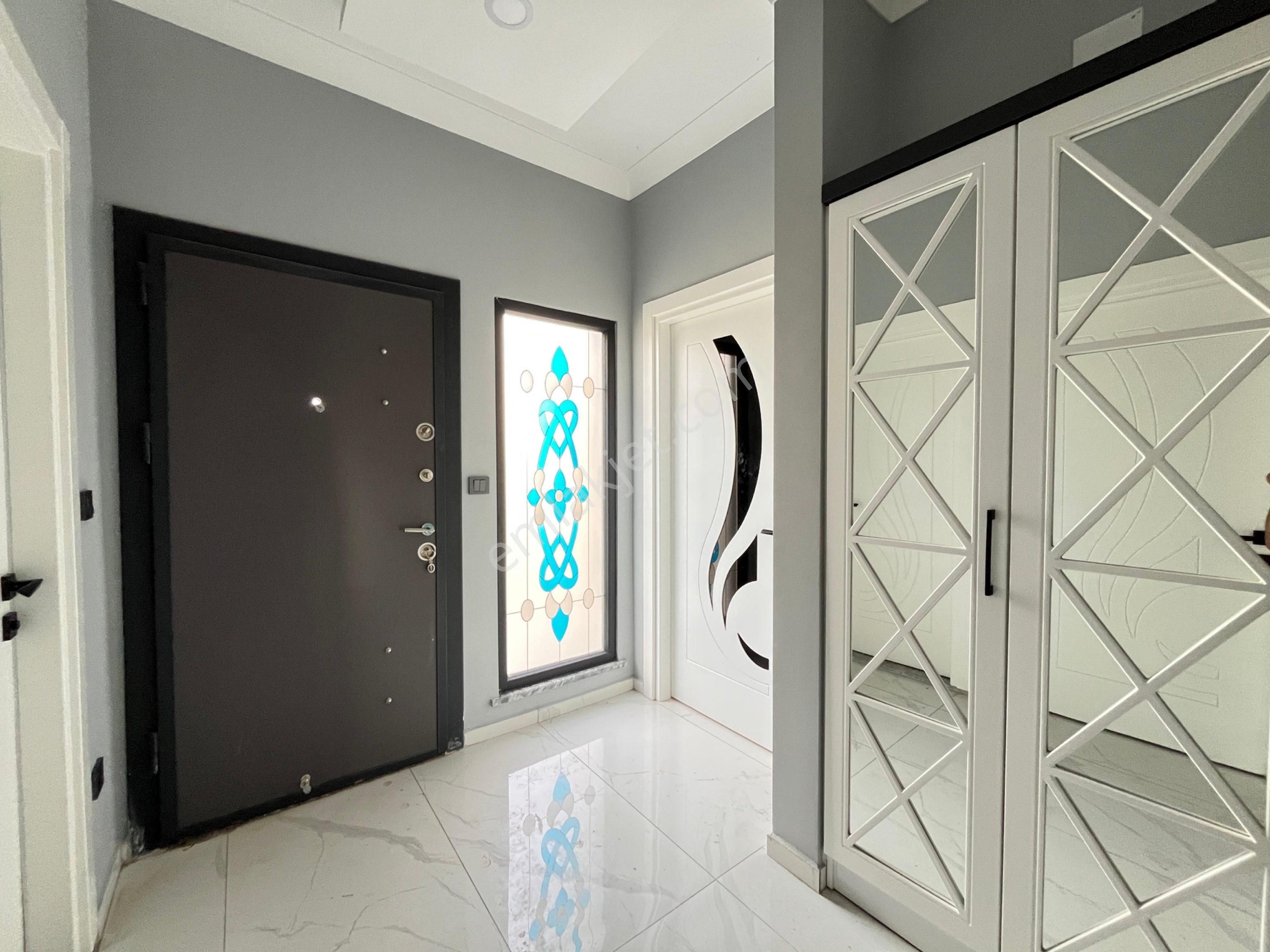 Arya'dan Güre'de Çift Teraslı Modern Mimarili Satılık 6+1 Villa - Görsel 9