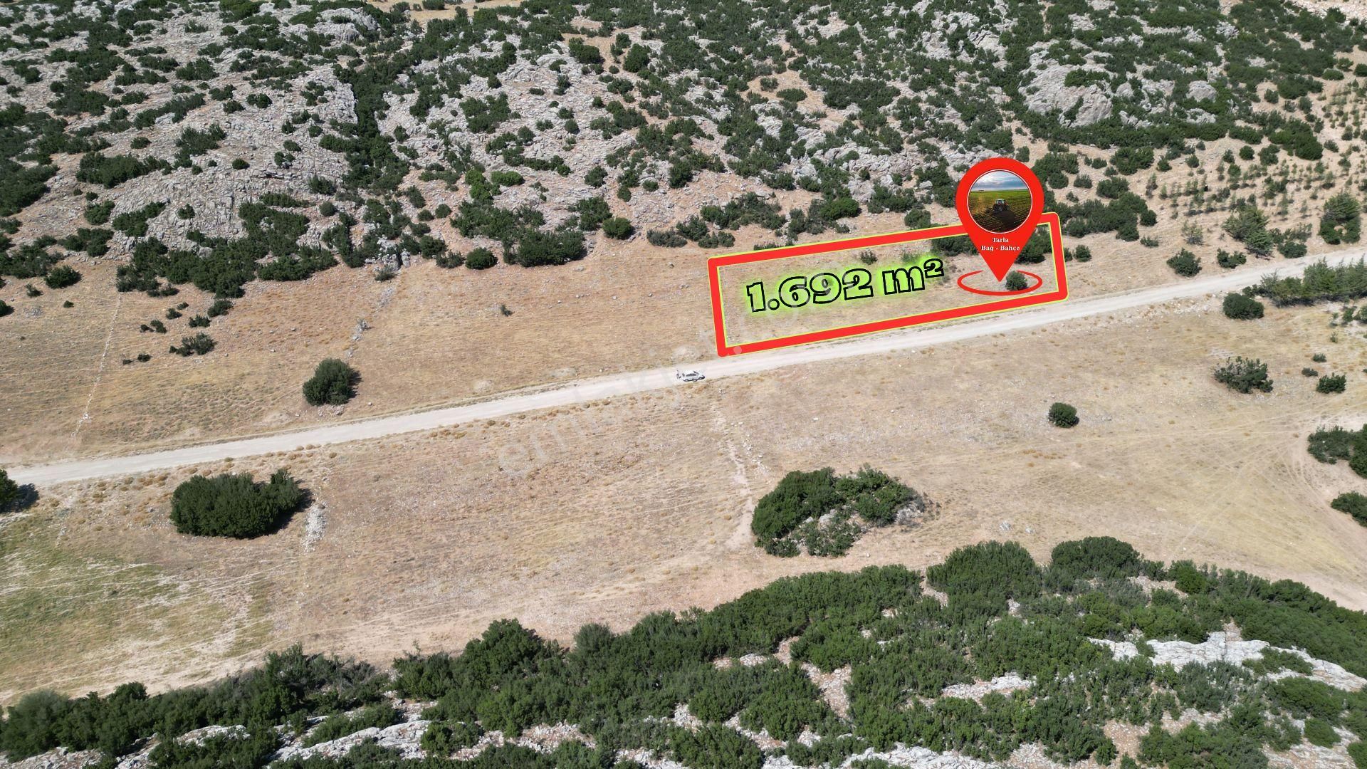 Son Fiyat* Acil Satılık Burdur Yeşilova Yarışlı Köyünde 1.693 M² Müstakil Tarla - Görsel 7