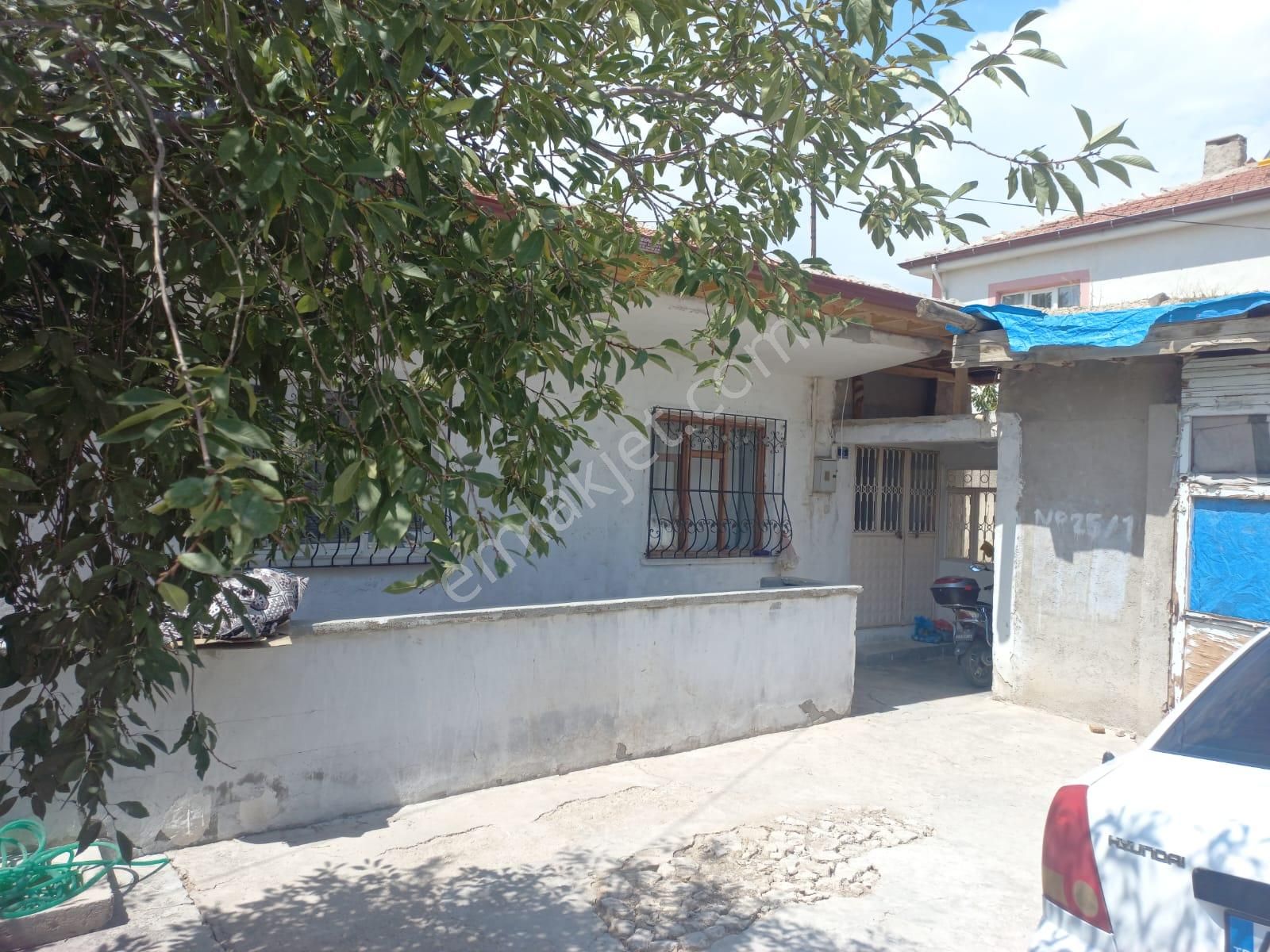 Namık Kemal Nah.de Müstakil403.33 M² Arsalı Ev - Görsel 3