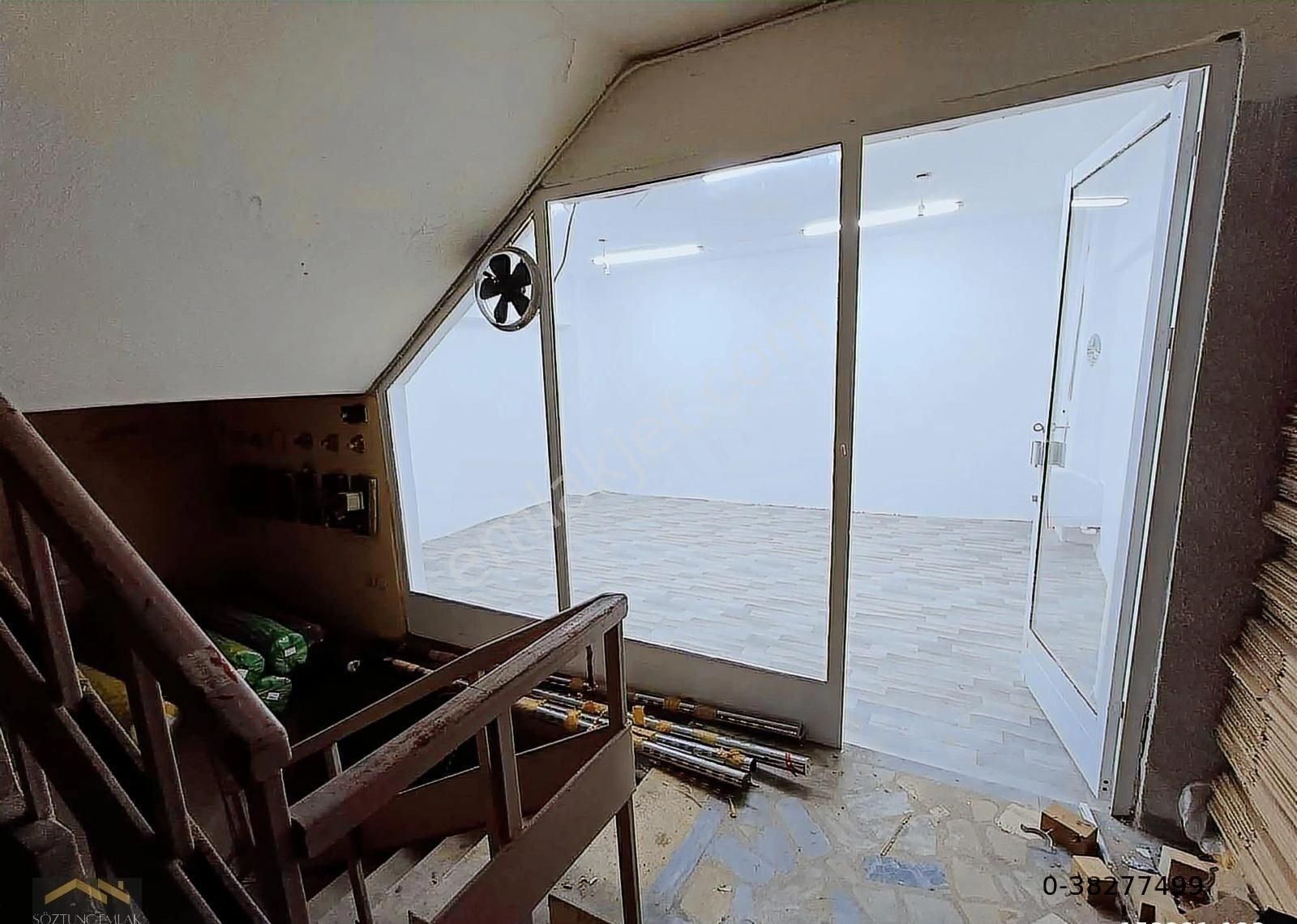 Beyazıd Gedikpaşa Bölgesinde 25 M2 Boş Depo - Görsel 14