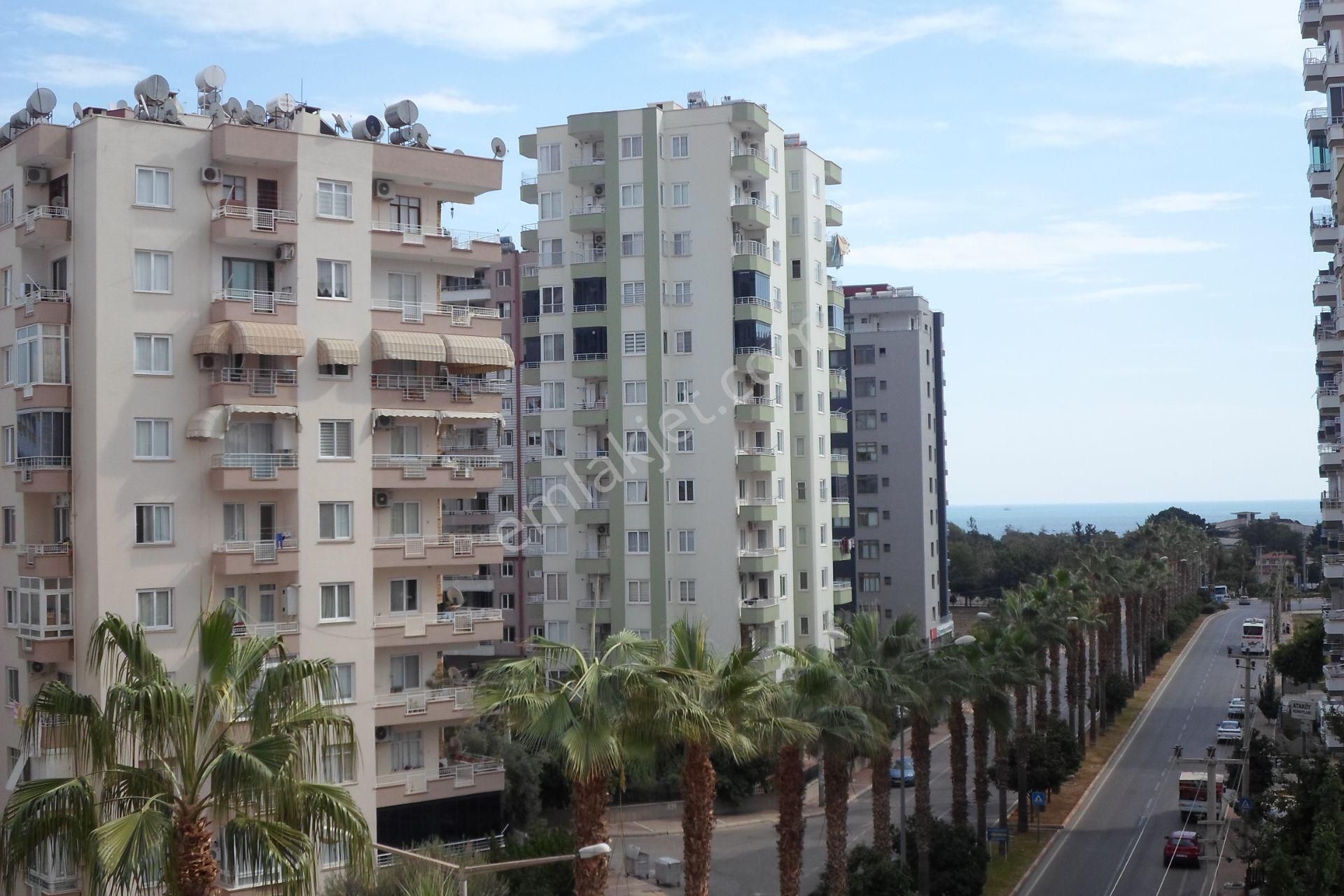 Ödemesi Aylık Sitede Boyalı Manzaralı Geniş 3+1 Mezitli Kiralı