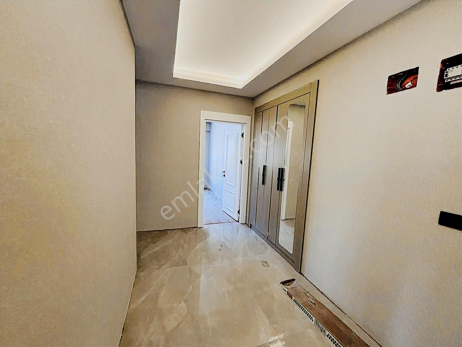 Gültepenin En Prestijli Enyapı 4+0 Lüx Sıfır Dairesi