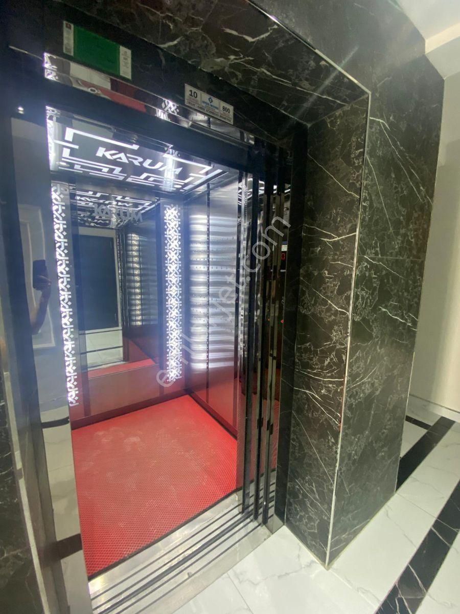 Fatih Yıldız Gayrimenkulden Şehir Hastanesi Karumda 2+1 Satılık