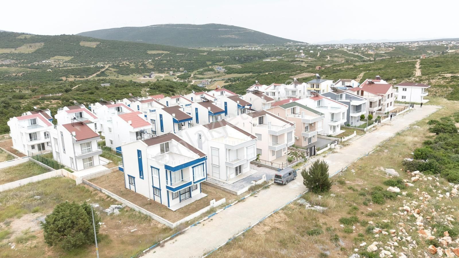 Didim'de Acil Satılık Villa İmarlı Arsa