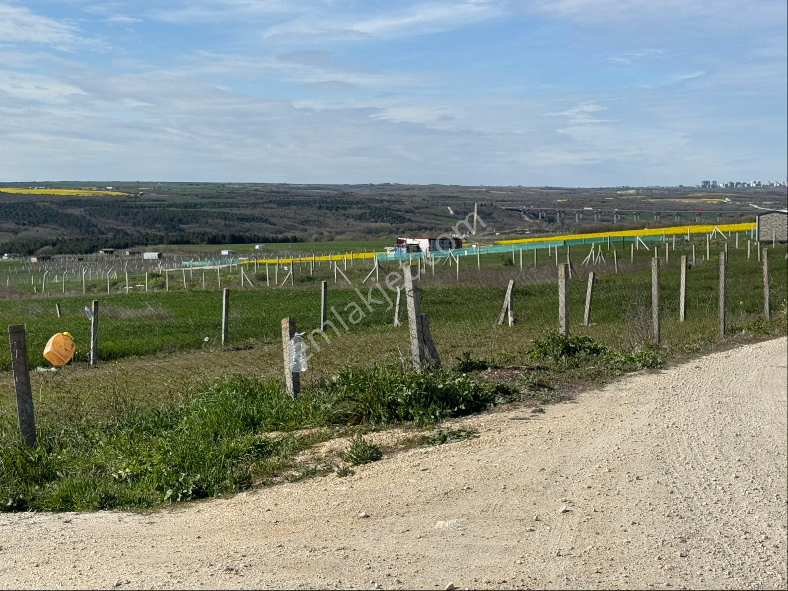 Silivri Çantada Etrafı Çevrili 475 M2 Satılık Arsa