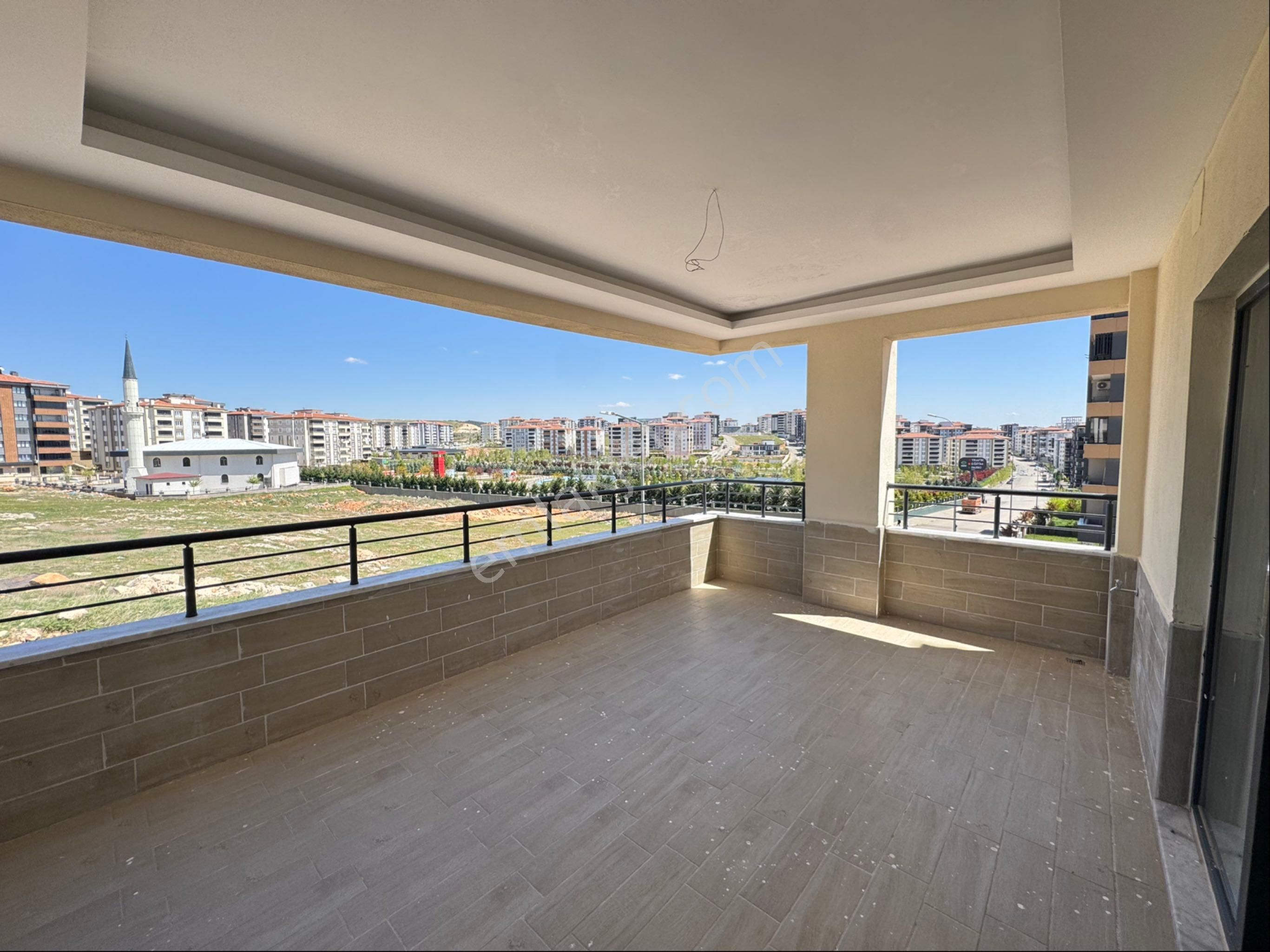 Emir Gayrimenkulden Belklız Da 3+1 Kiralık Lüks Daire