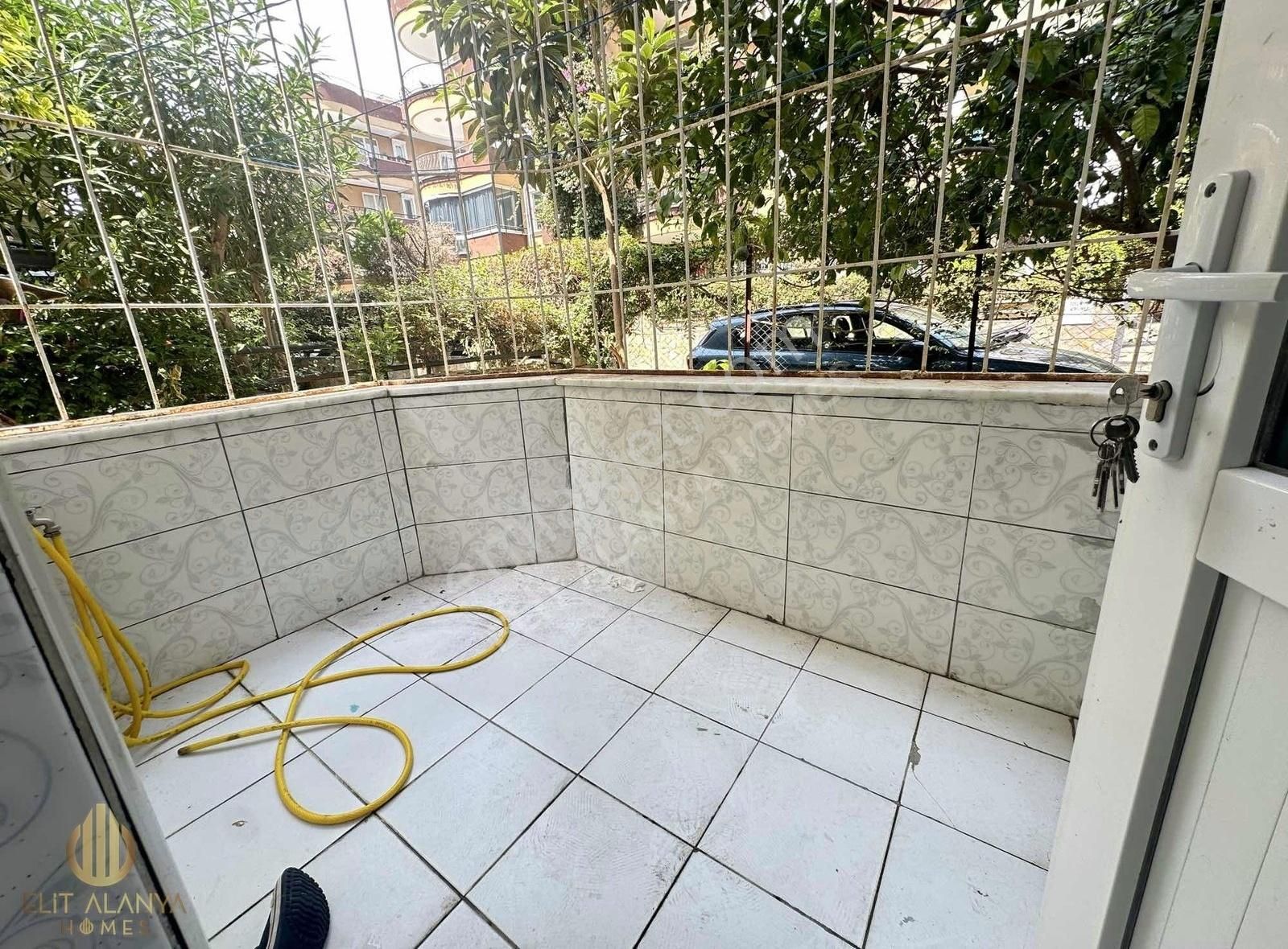 1+1 70 M2 Hastaneye Ve Denize 600 Metre Obagöl'de Kiralık