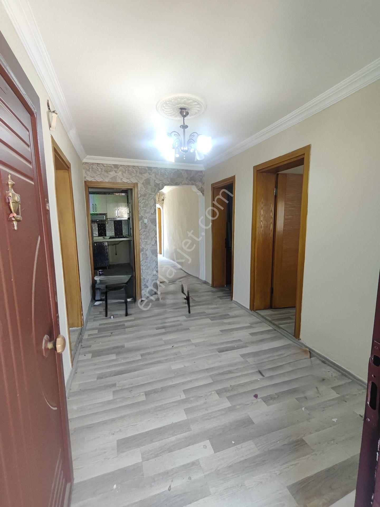 Camiatik De Merkeze Yürüme Mesafesinde 3+1 Villa - Görsel 16