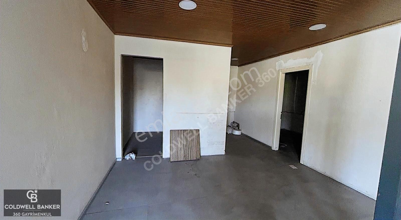 Yıldırım Beyazıt Caddesi Kiralık Köşe Dükkan - Görsel 5