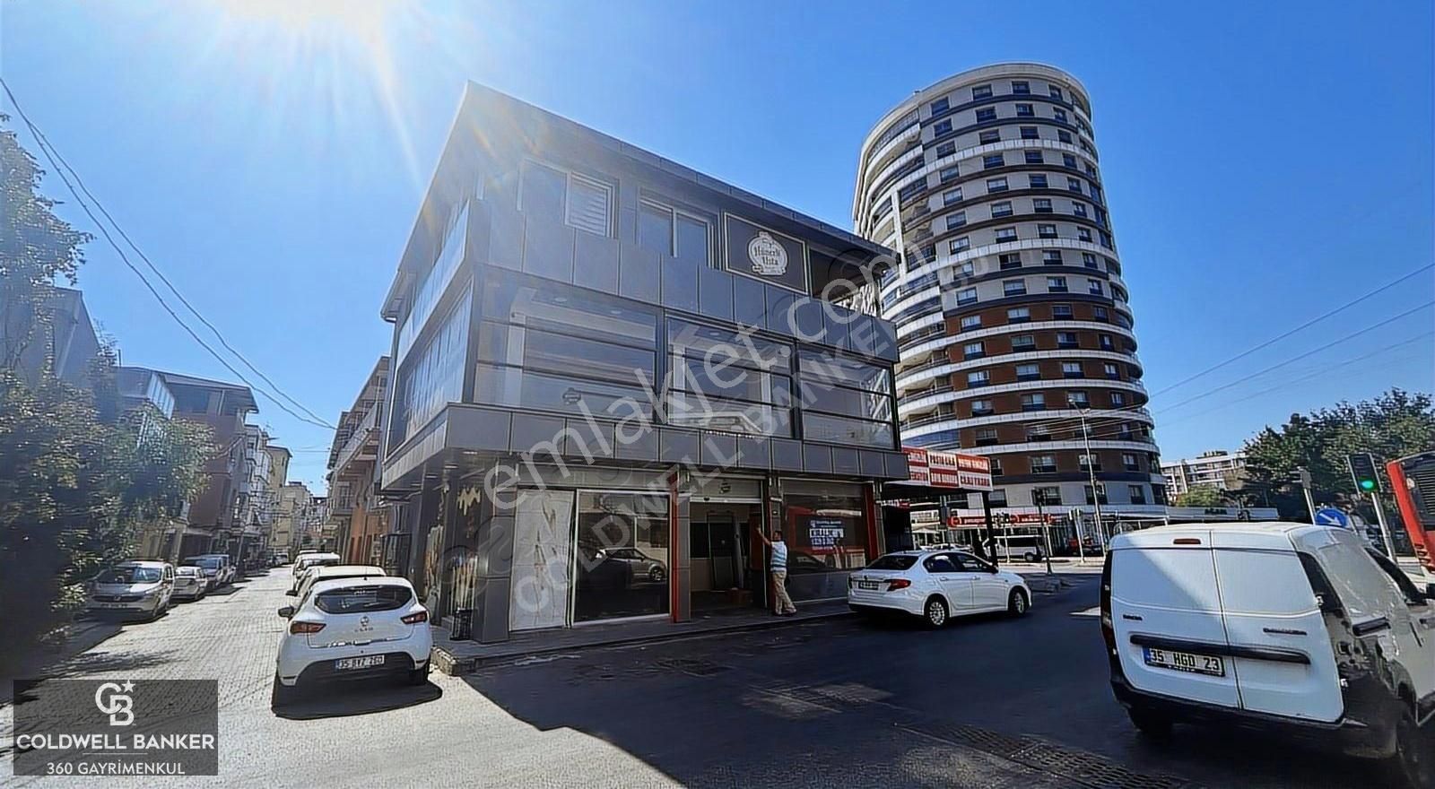 Yıldırım Beyazıt Caddesi Kiralık Köşe Dükkan - Görsel 30