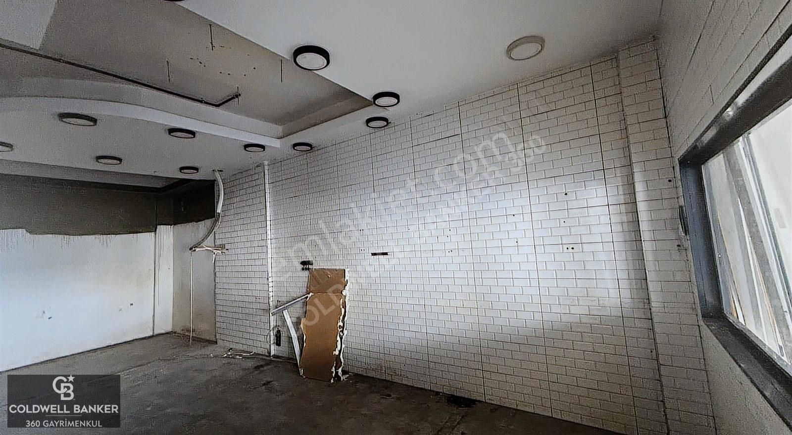 Yıldırım Beyazıt Caddesi Kiralık Köşe Dükkan - Görsel 29